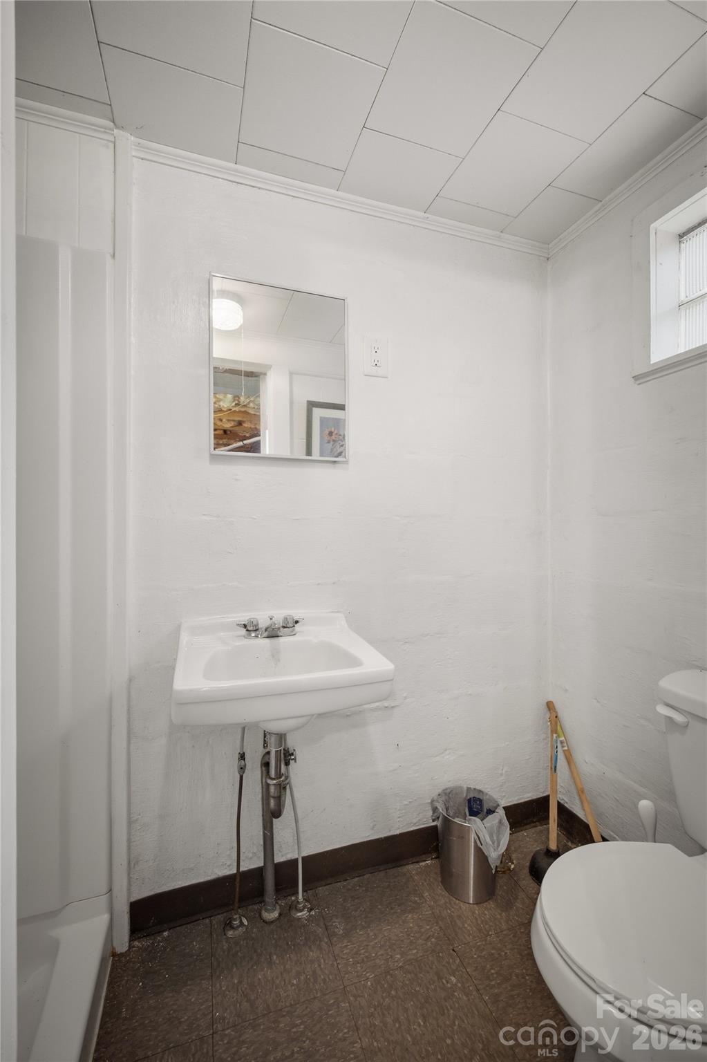 Single Family Residence at 904 Bounous Street NW, Valdese, photo 19 of 31