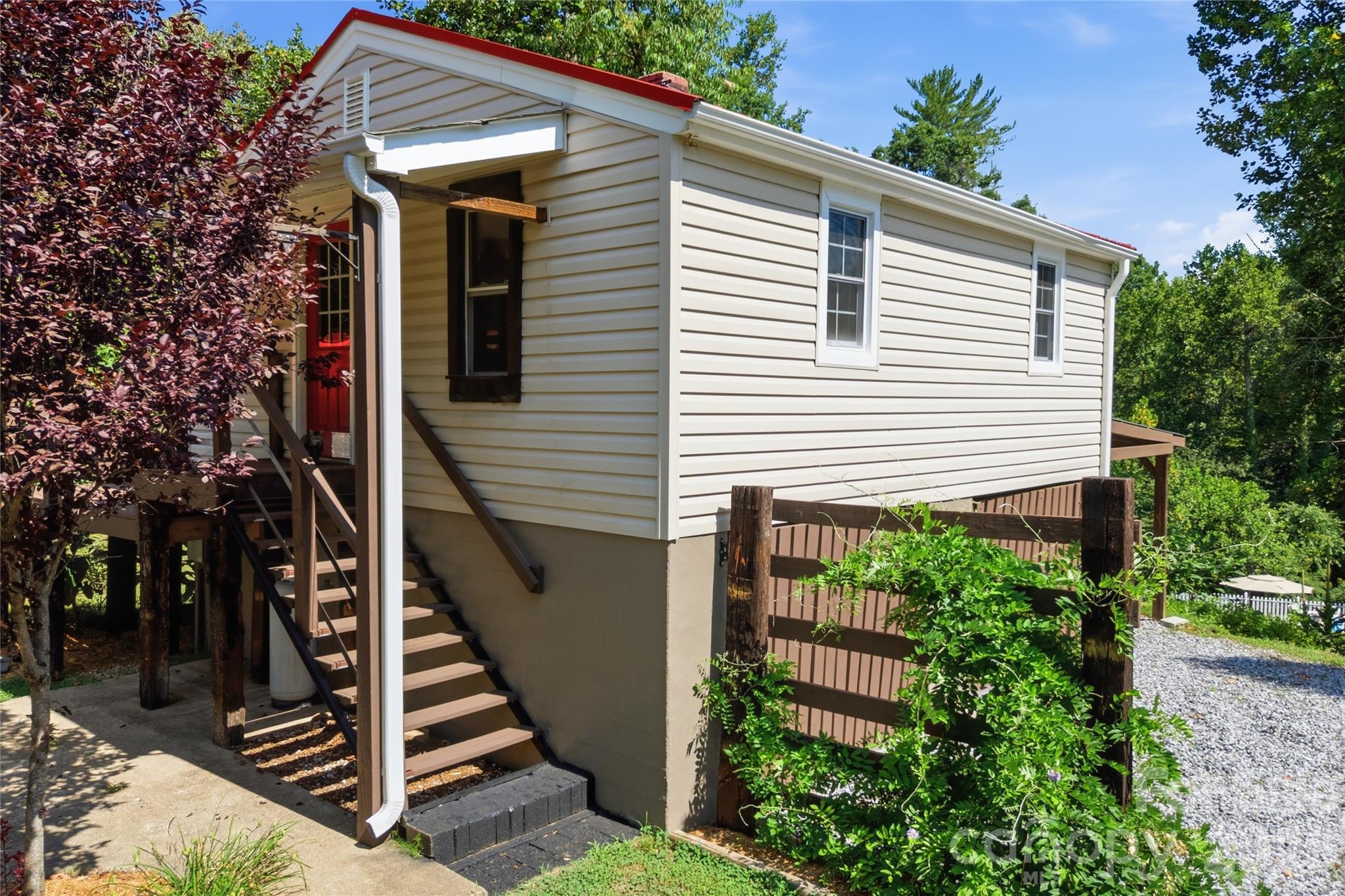 Single Family Residence at 904 Bounous Street NW, Valdese, photo 23 of 31