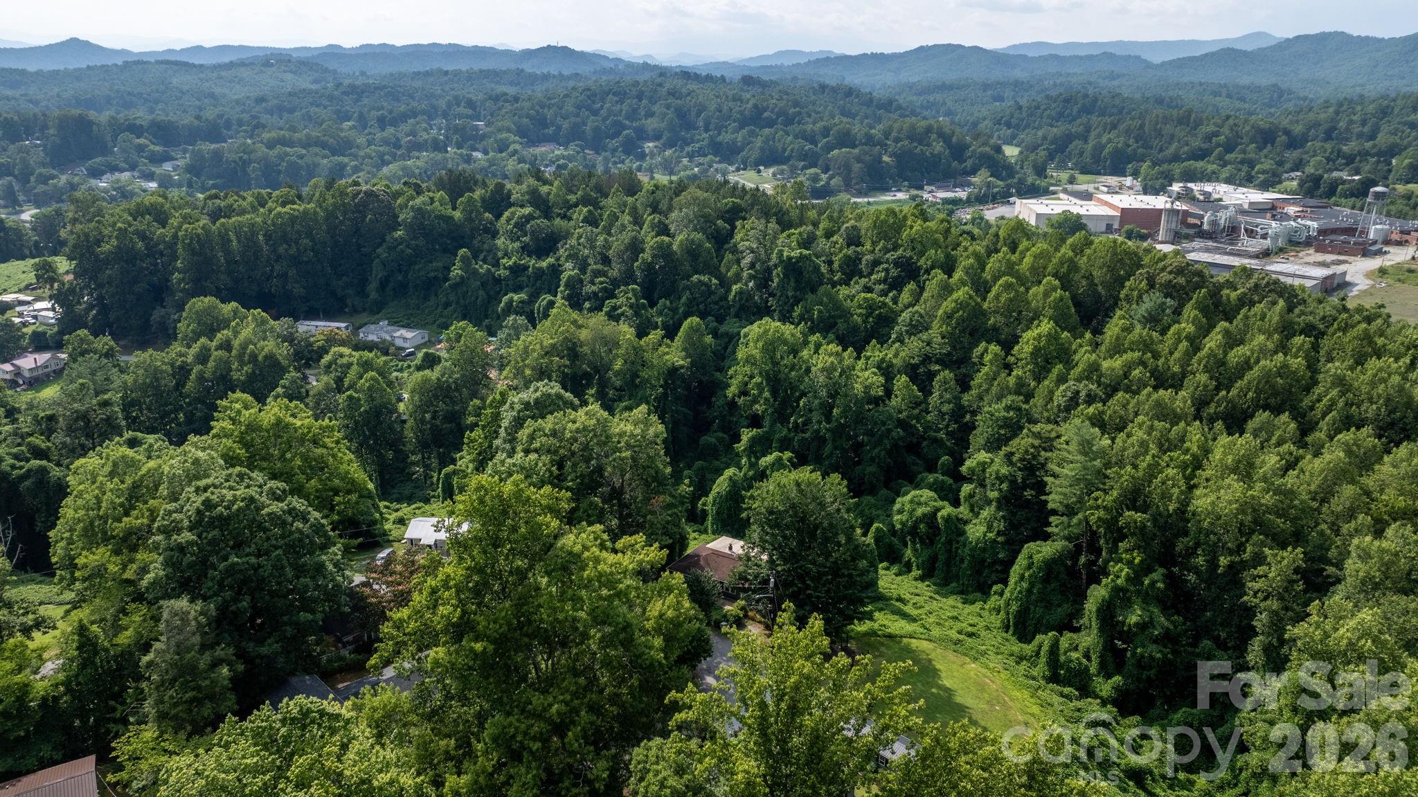 Single Family Residence at 422 Arlington Circle NW, Lenoir, photo 23 of 23