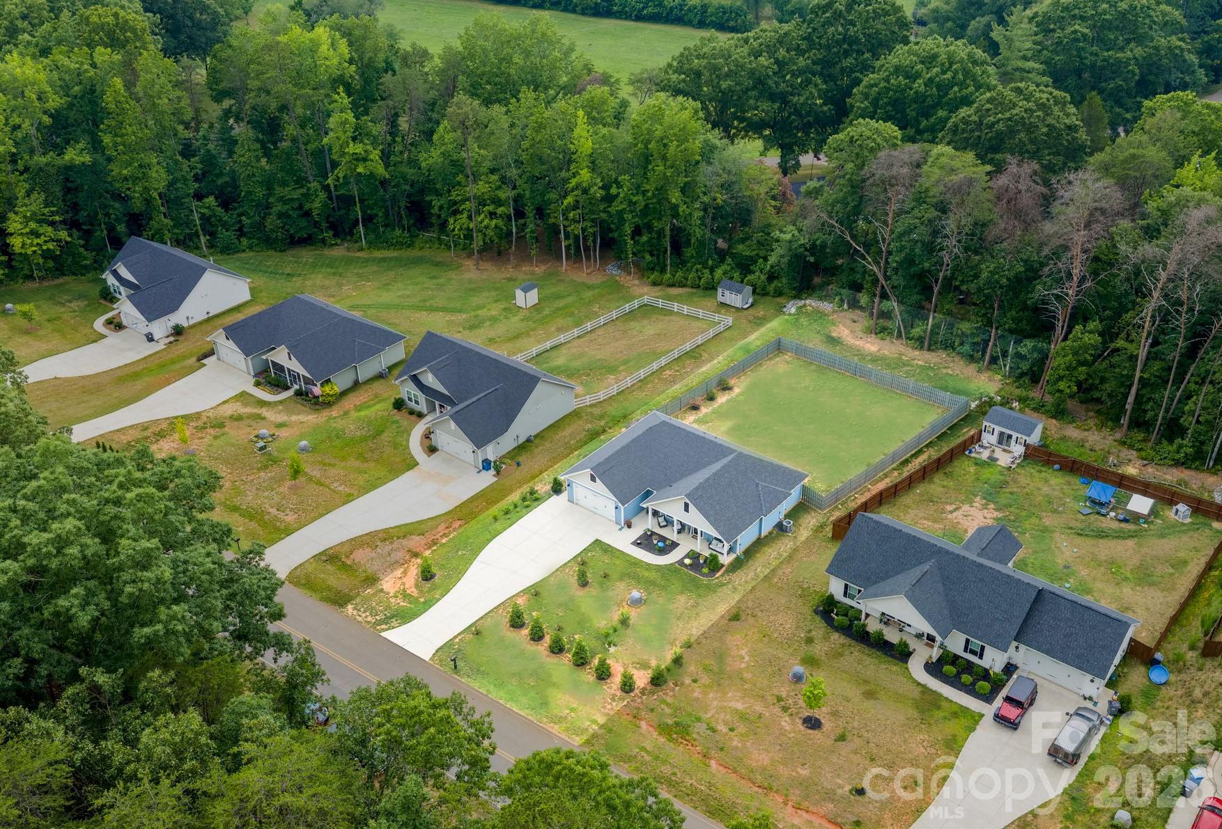 1002 Westminster on 0.57 acres - 1002 Westminster Drive, Statesville