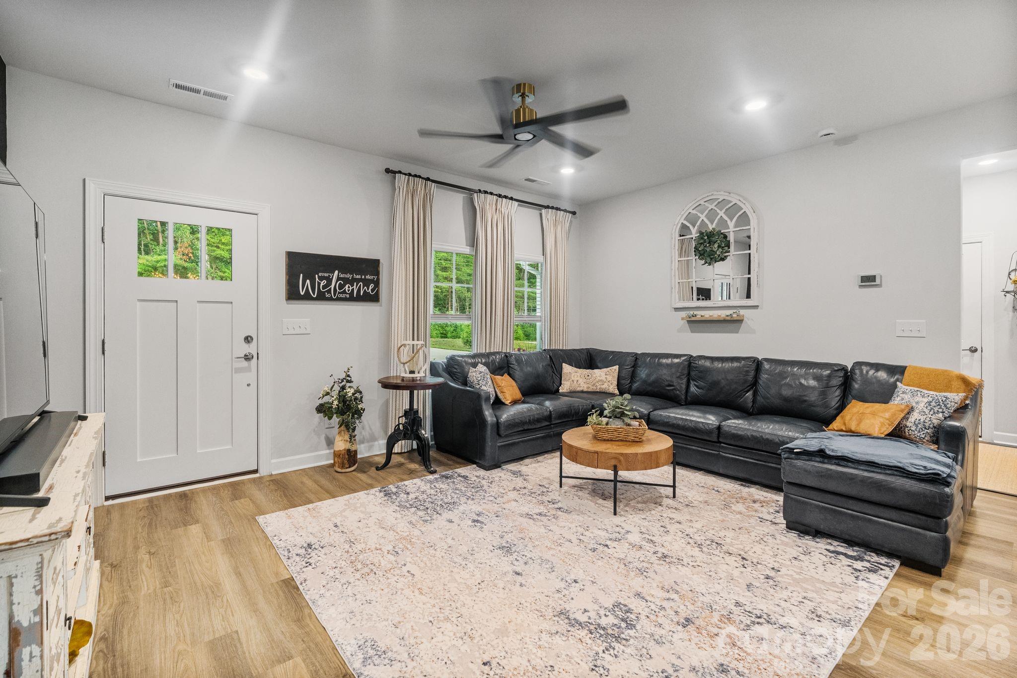 Great Room - 1002 Westminster Drive, Statesville