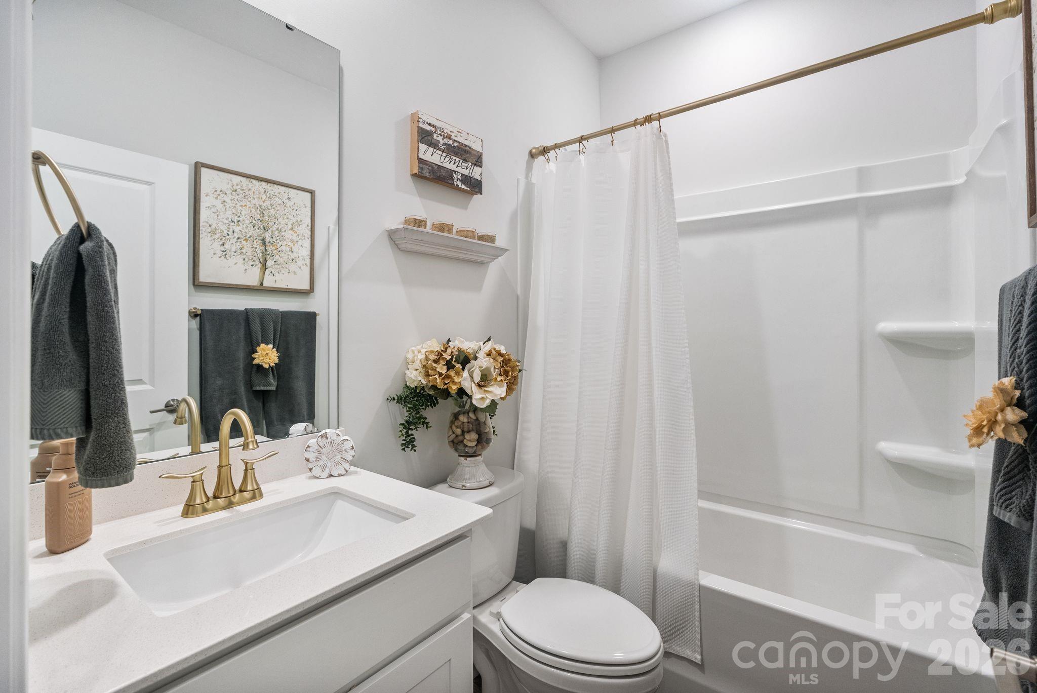 Hall Bathroom - 1002 Westminster Drive, Statesville