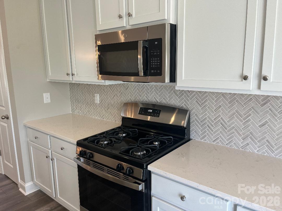 Gas Cooktop Stove - 262 Corrie Ann Drive, Concord
