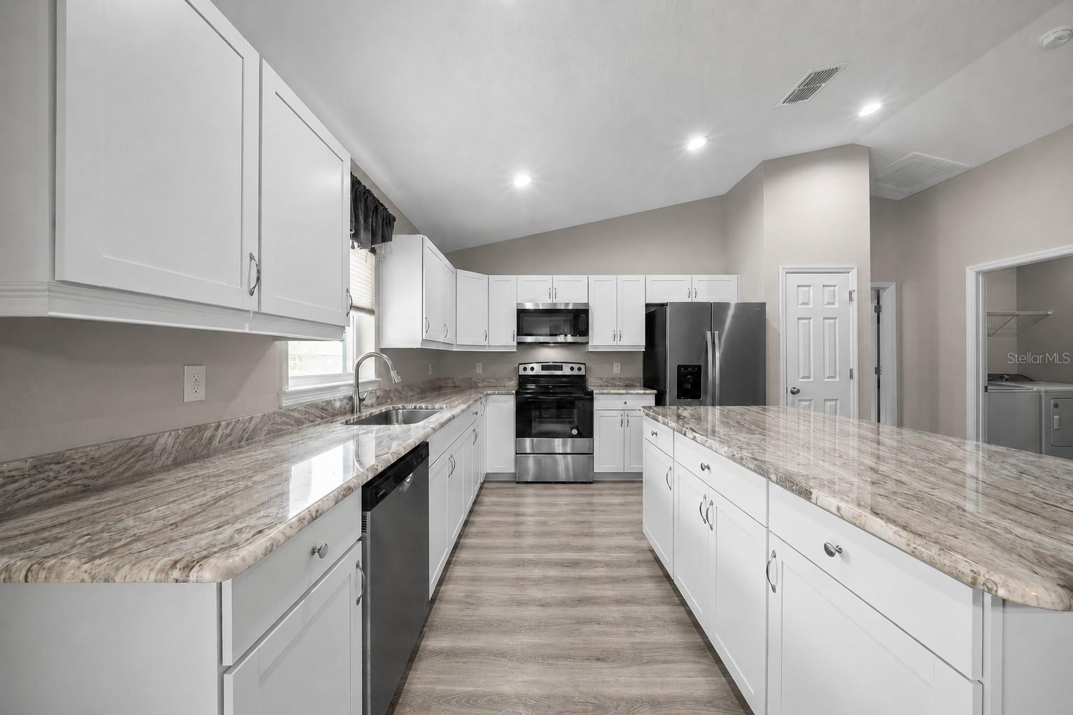 Single Family Residence at 13358 SW 111TH ST, DUNNELLON, photo 3 of 17
