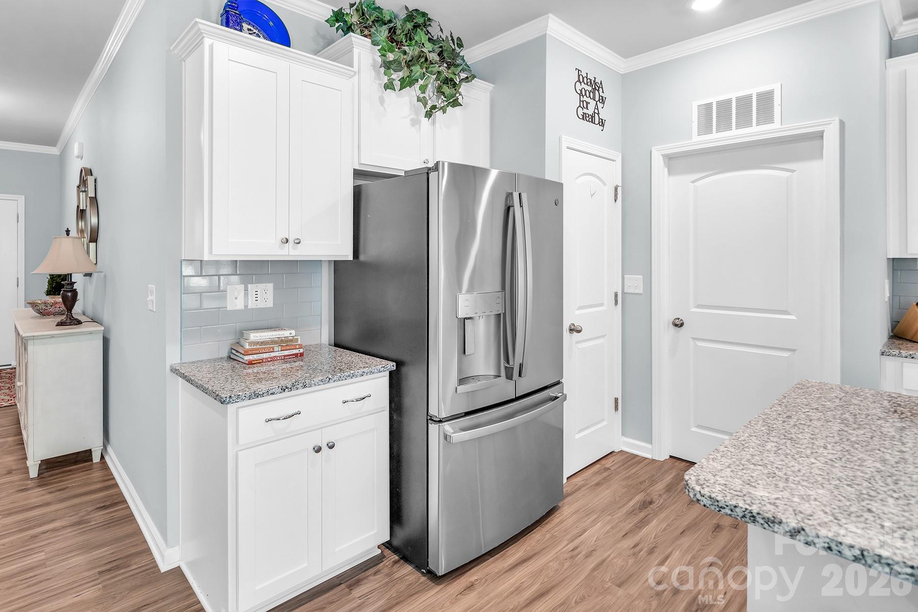 Single Family Residence at 3591 Cerelia Lane, Denver, photo 9 of 39