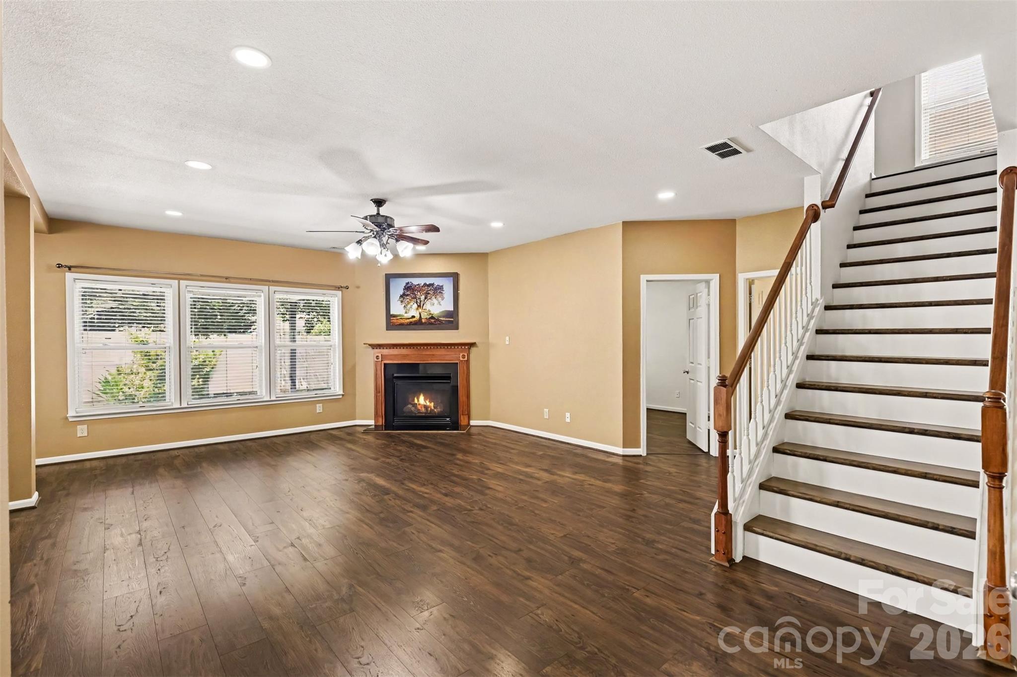 Single Family Residence at 6058 Laurent Avenue, Fort Mill, photo 11 of 41