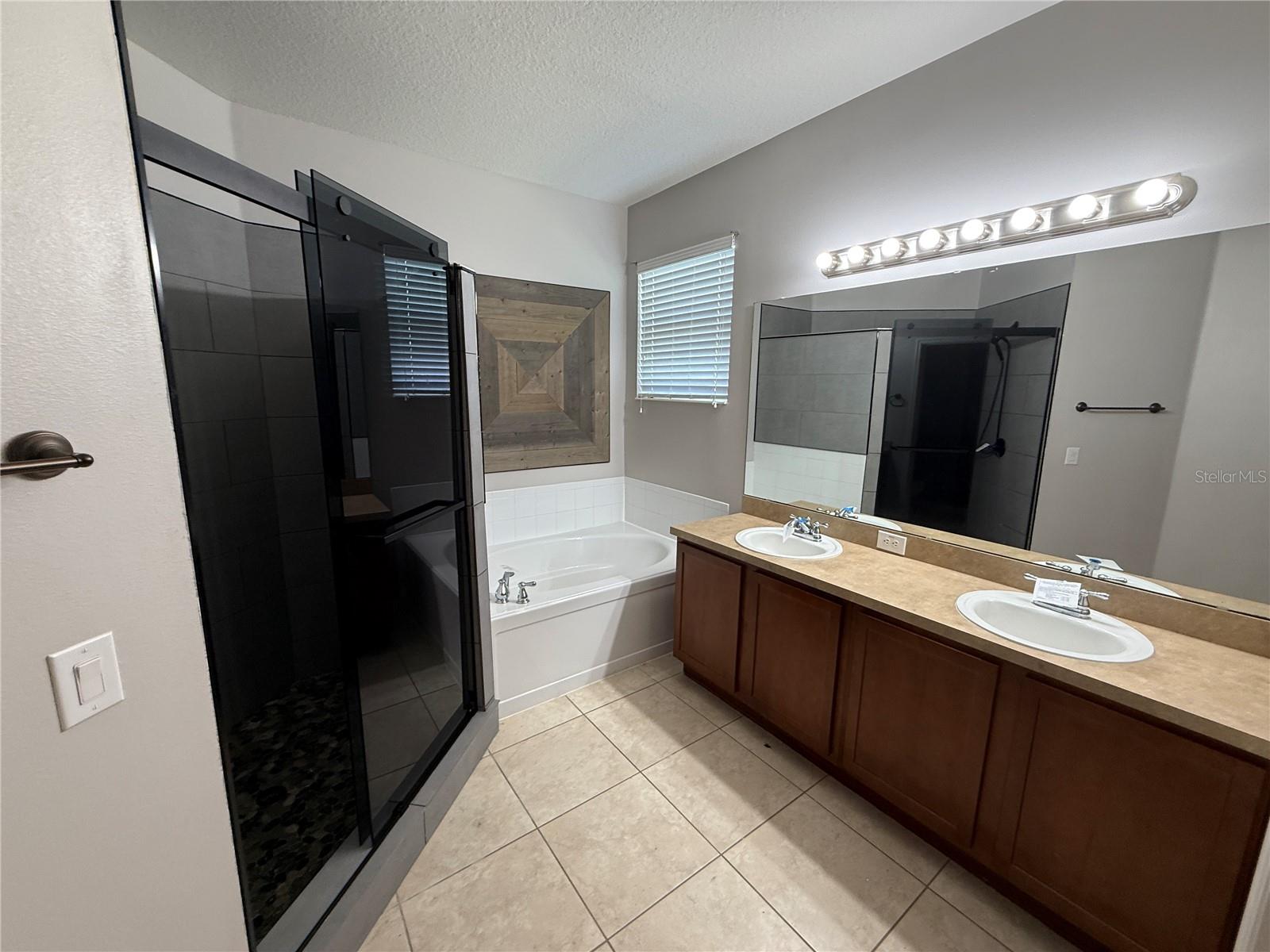 Single Family Residence at 2260 TRADEWINDS DR, KISSIMMEE, photo 16 of 32