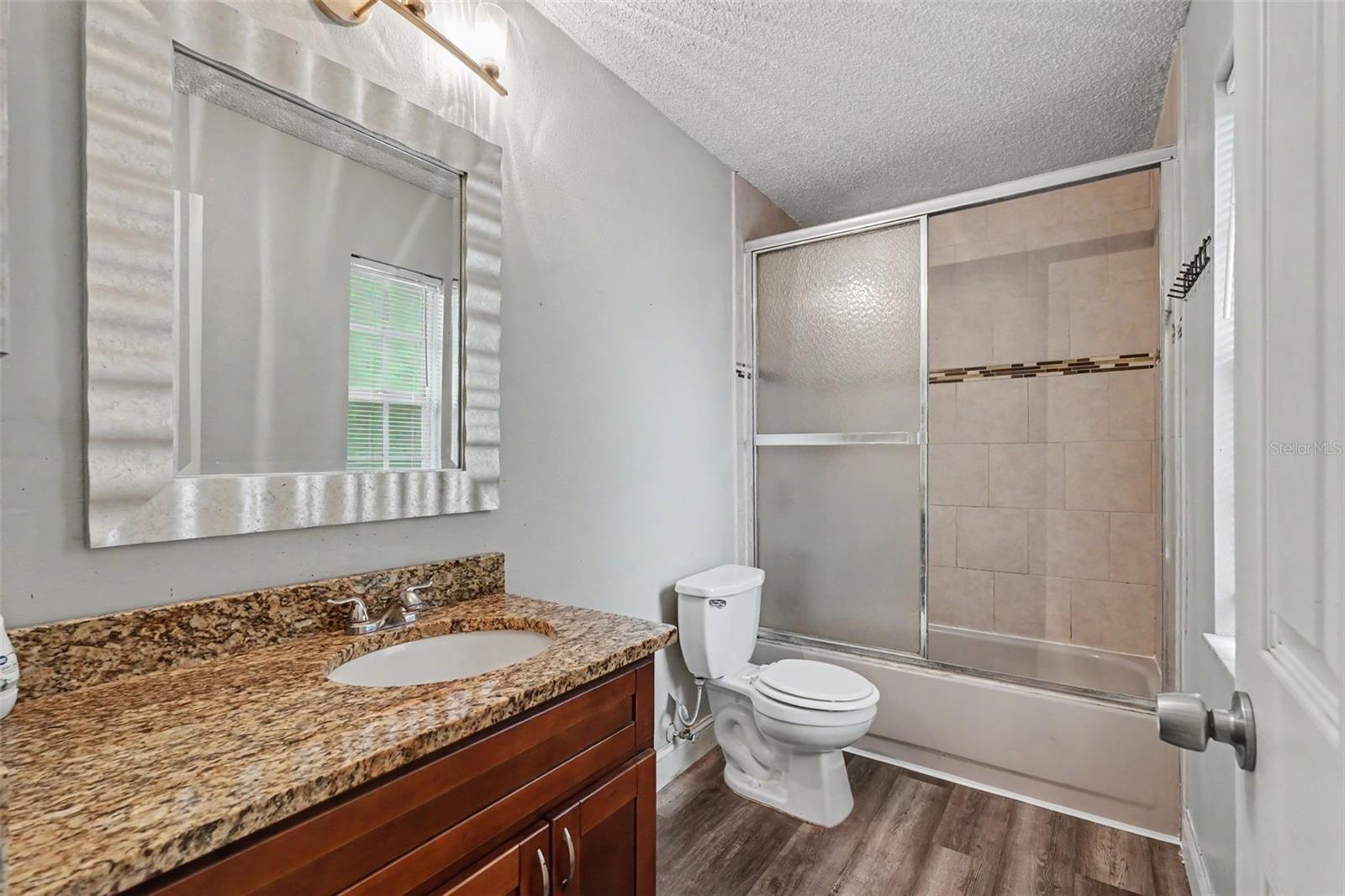 full bath - 10551 CASEY DR, NEW PORT RICHEY