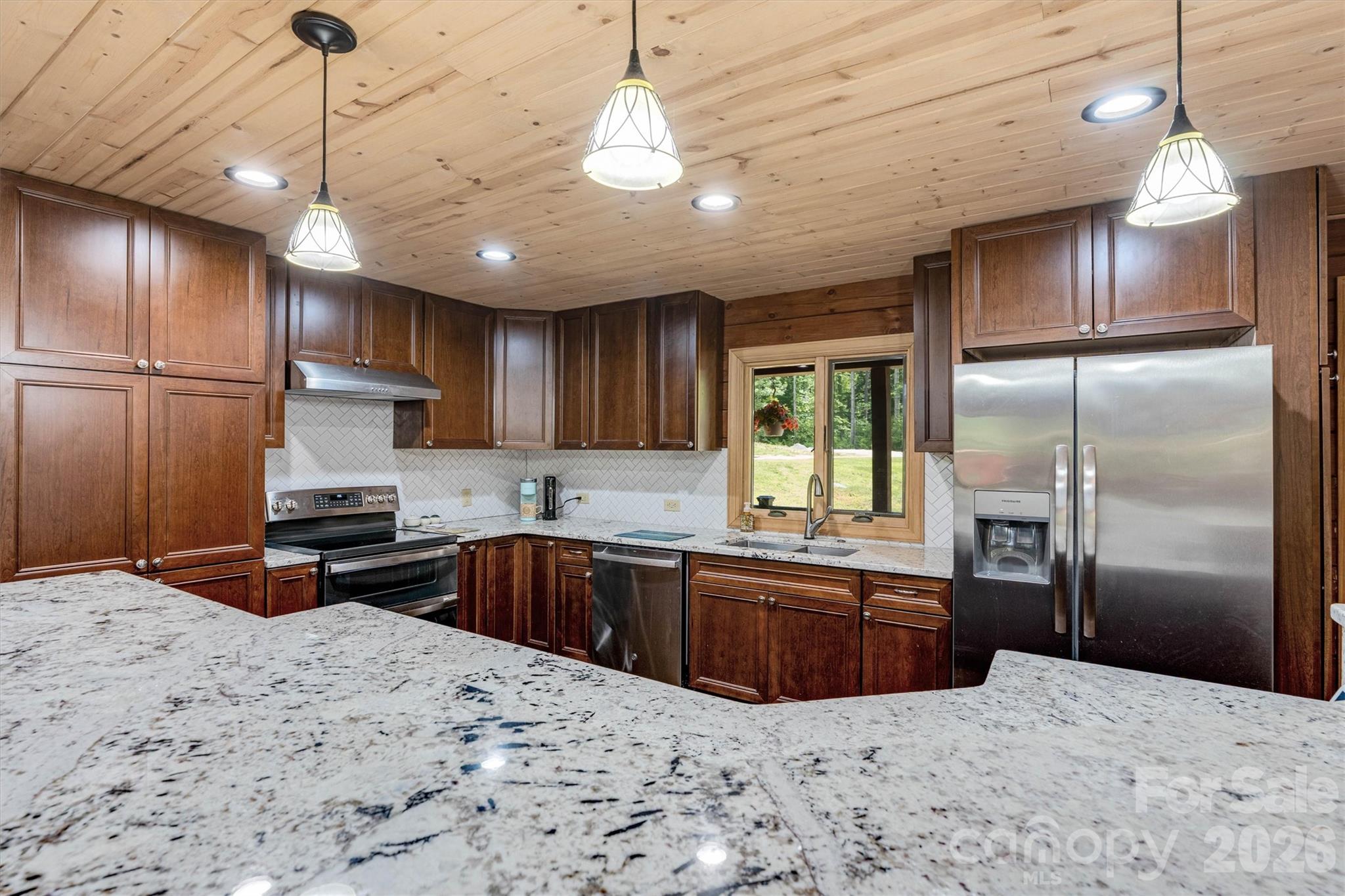 Single Family Residence at 189 Edgewater Point NW, Valdese, photo 16 of 48