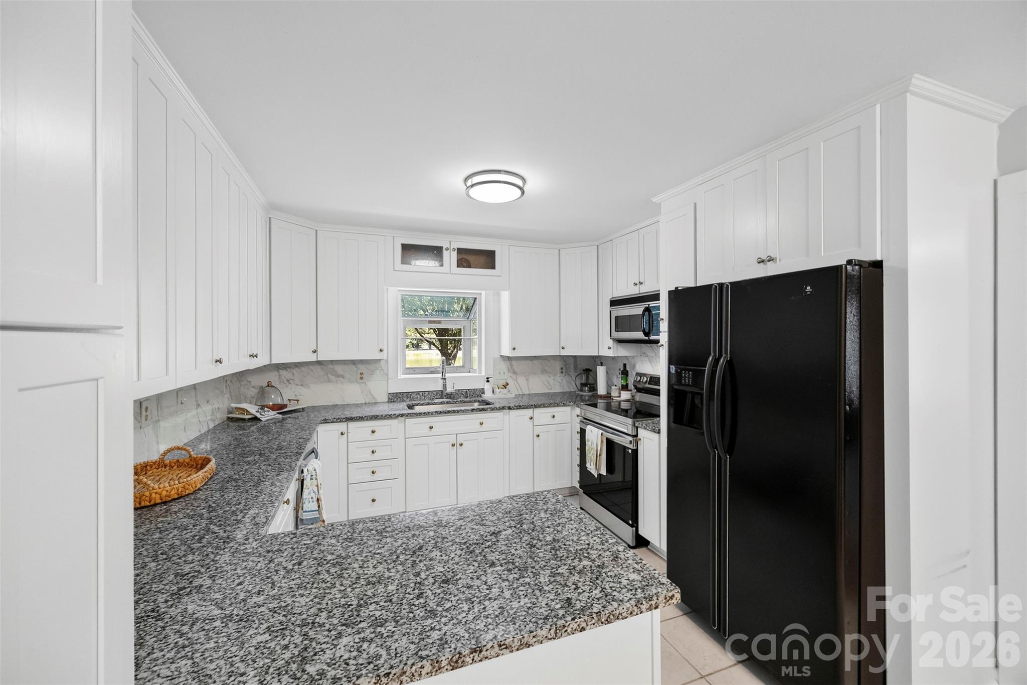 Single Family Residence at 6309 Landsford Road, Marshville, photo 10 of 31