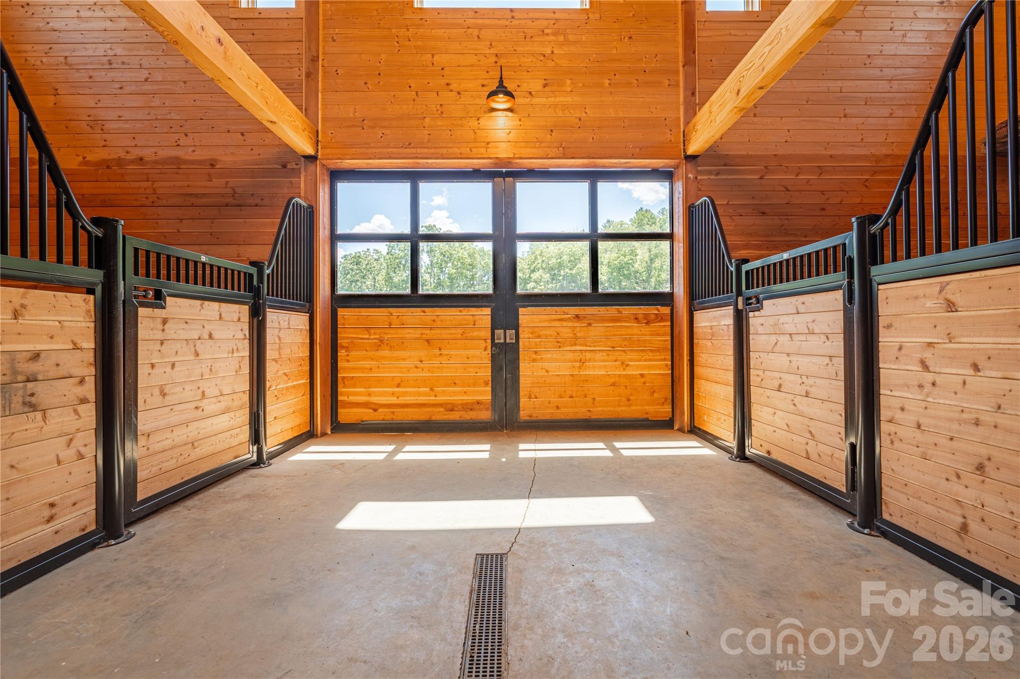 Equestrian Facilities-Double Entry Doors - 793 State Highway 197 South, Burnsville