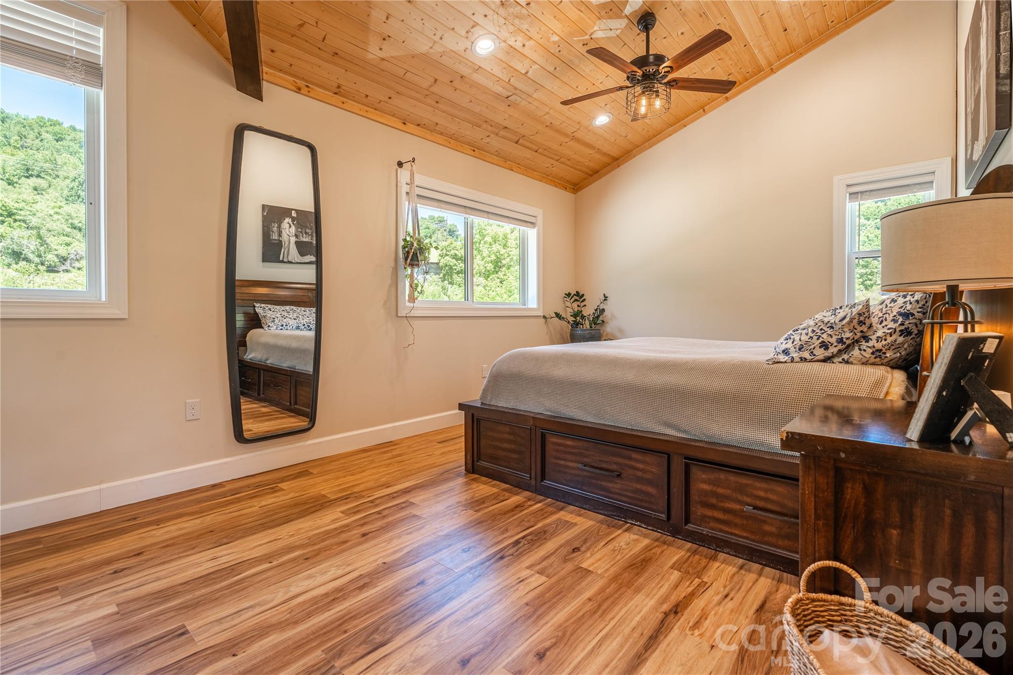 Large Primary Bedroom - 793 State Highway 197 South, Burnsville