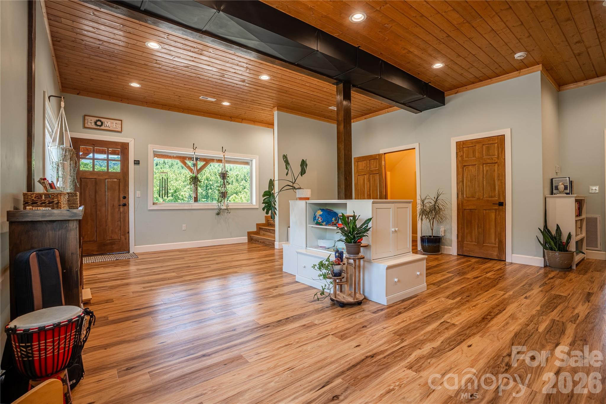 Flexible Space-Homeschool, Office, Studio, Playroom - 793 State Highway 197 South, Burnsville