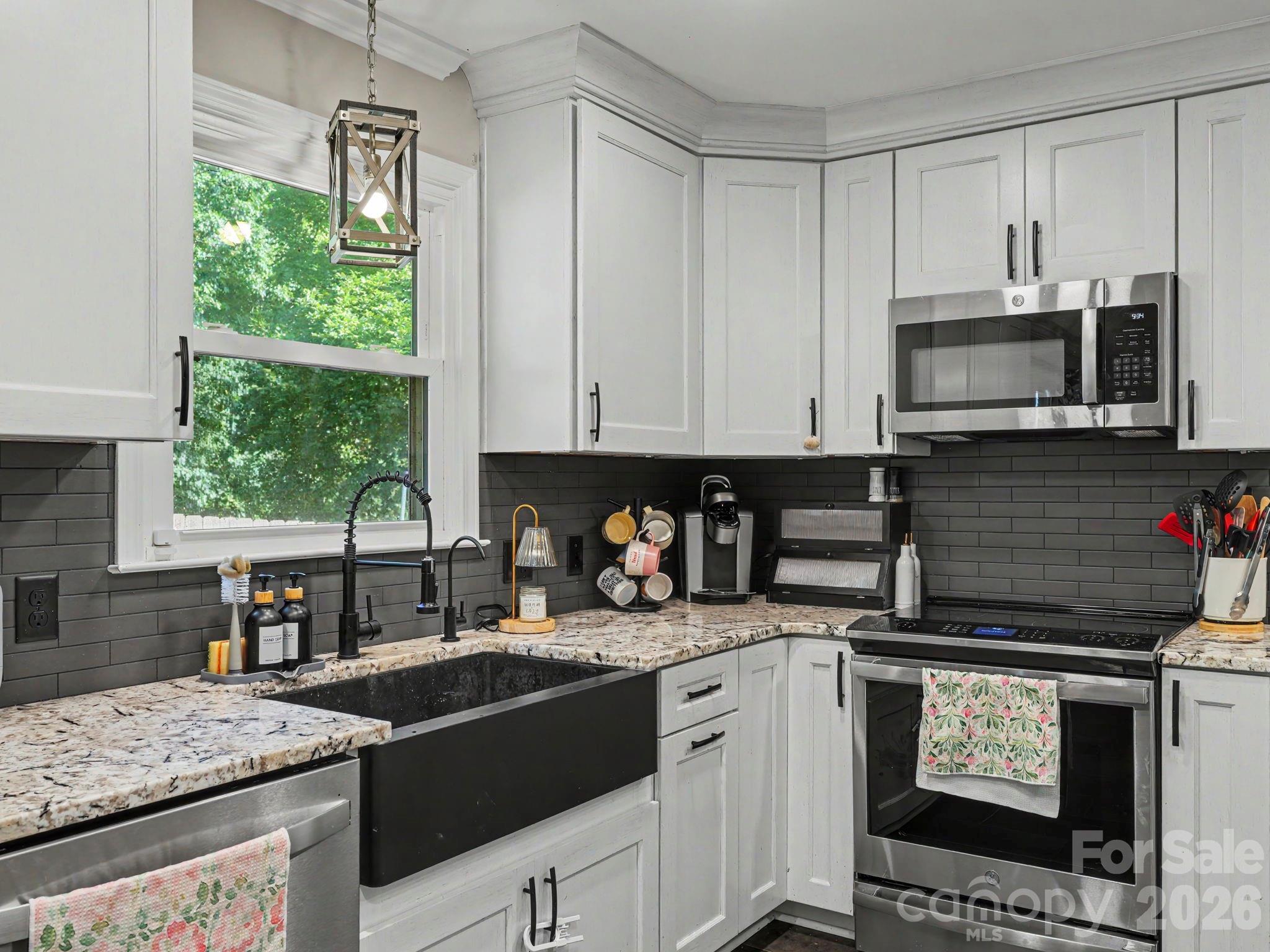 Single Family Residence at 8301 Mooresville Road, Concord, photo 13 of 48