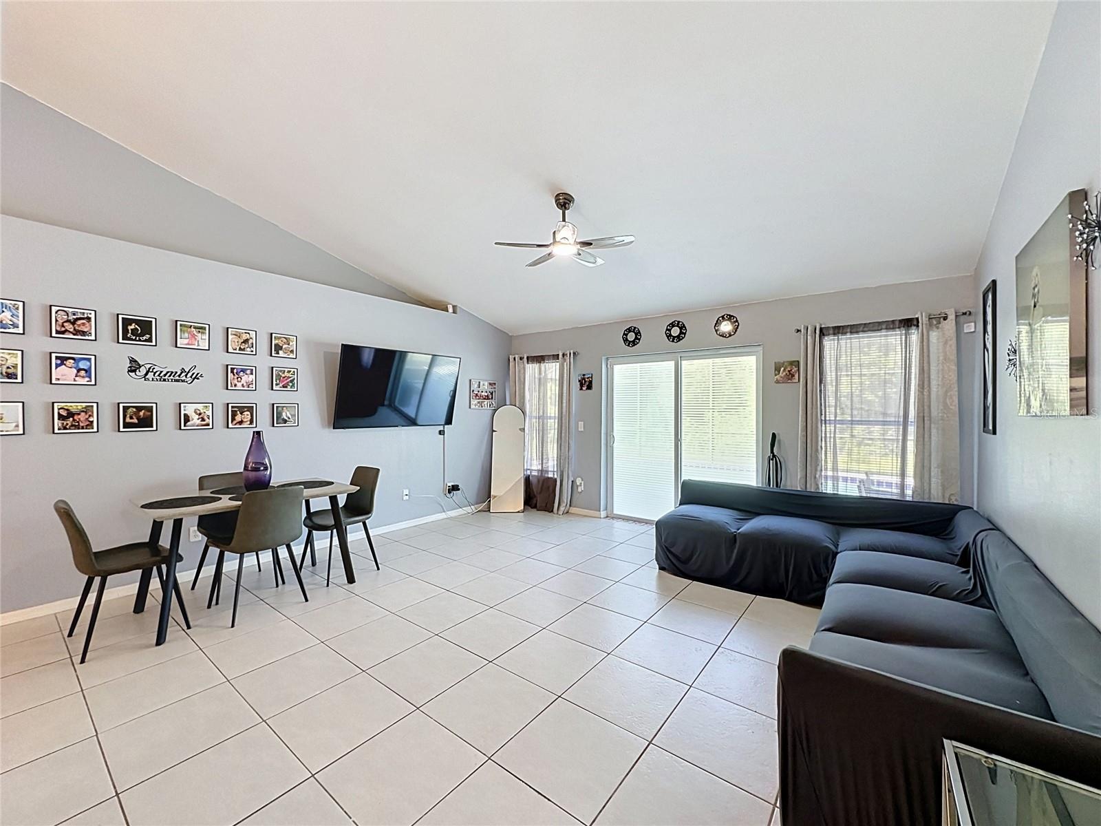 Single Family Residence at 240 SUNRISE RD, DAVENPORT, photo 12 of 56