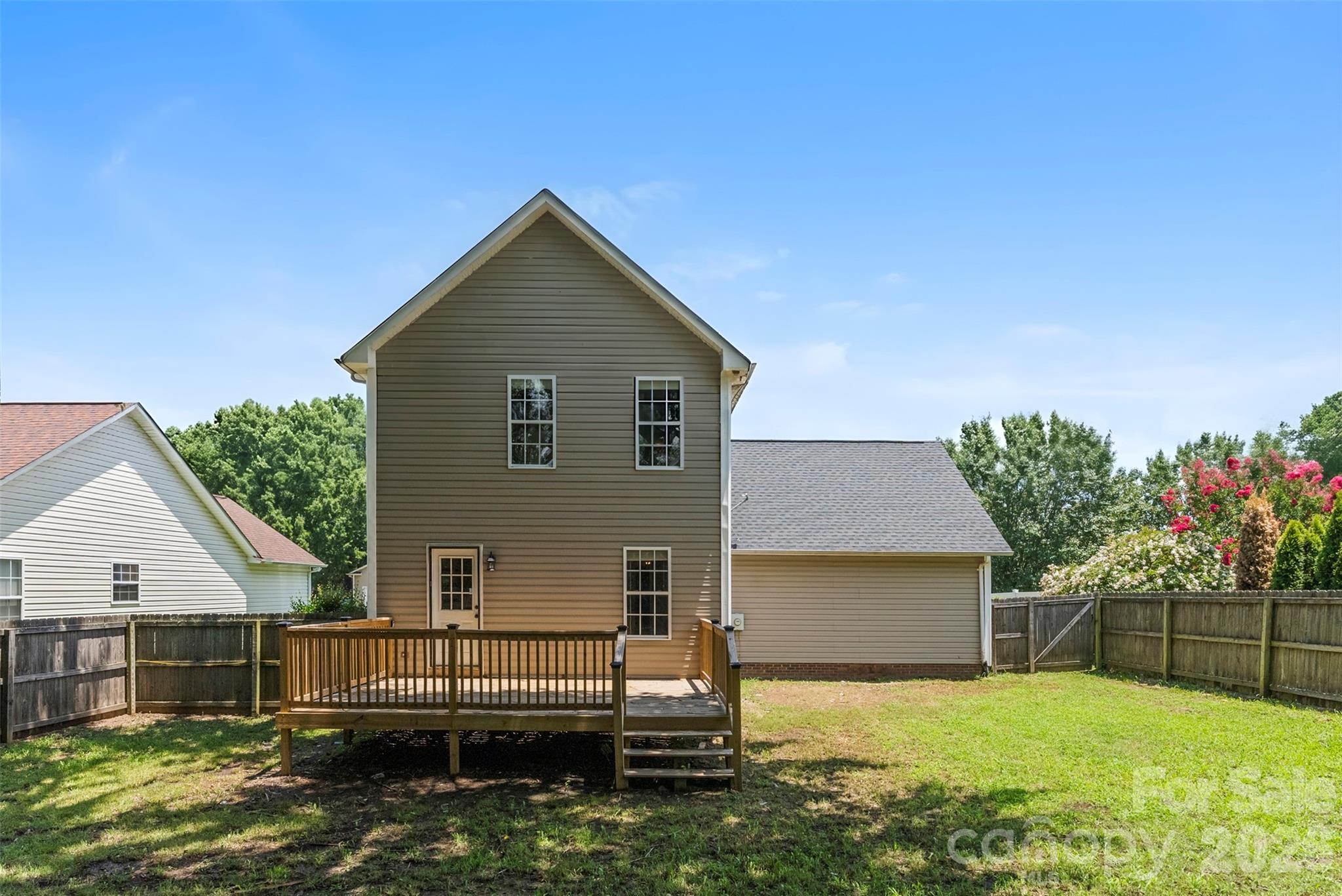 Single Family Residence at 820 Saint Andrews Place, Concord, photo 30 of 34