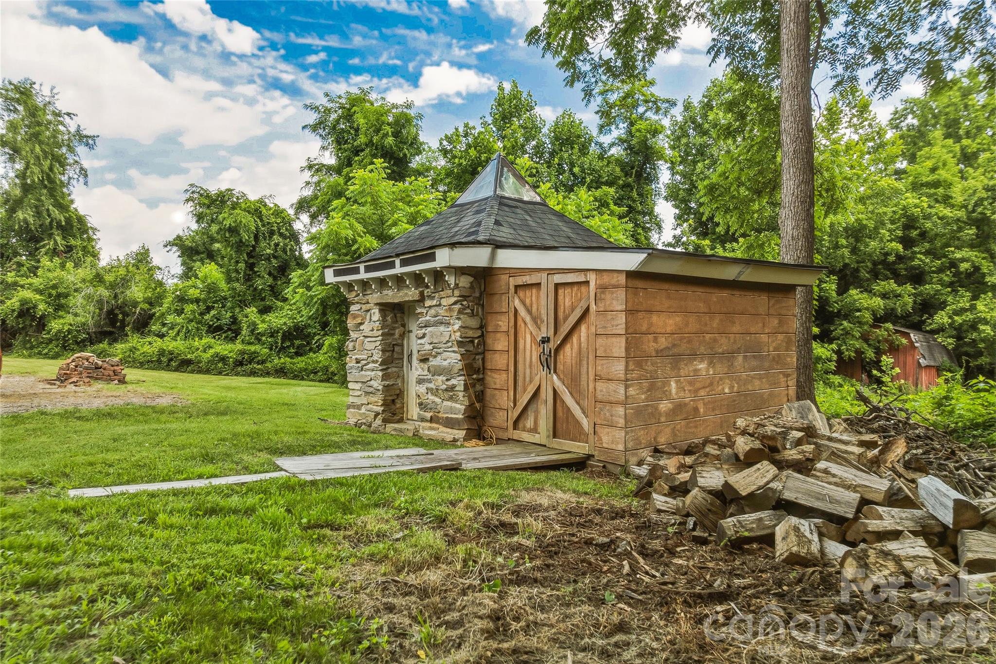 Single Family Residence at 31 Meadows Blake House Lane, Fletcher, photo 34 of 39