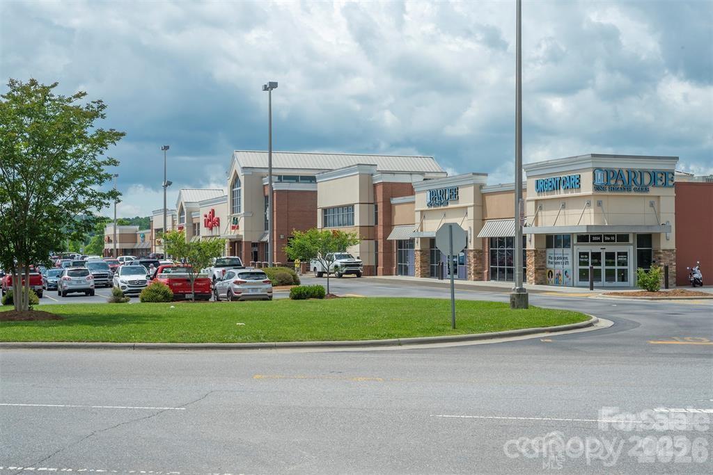 Ingles close by - lot 53R Mills River Way, Horse Shoe