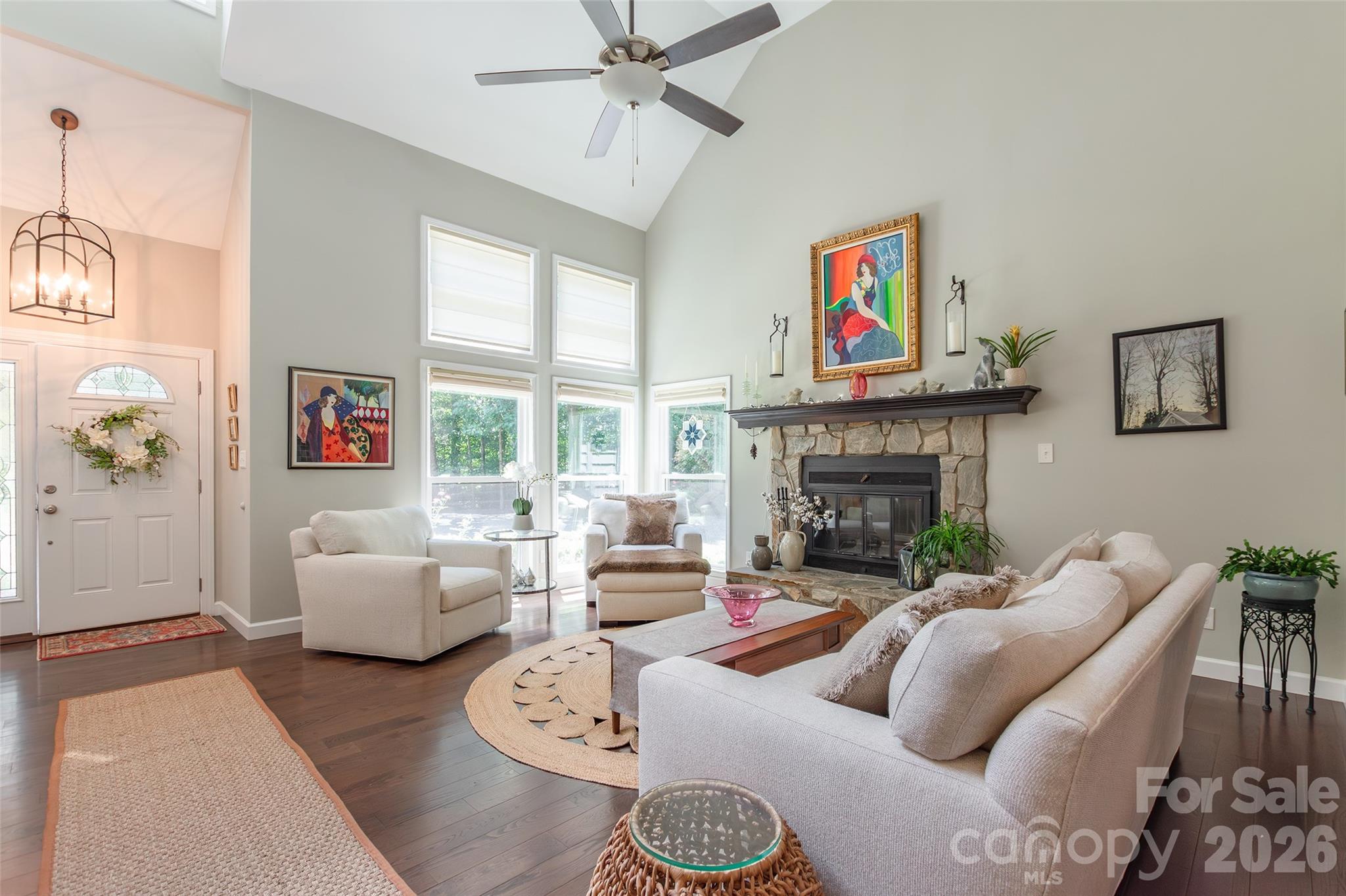 Single Family Residence at 1326 Clifflure Lane, Fort Mill, photo 8 of 41