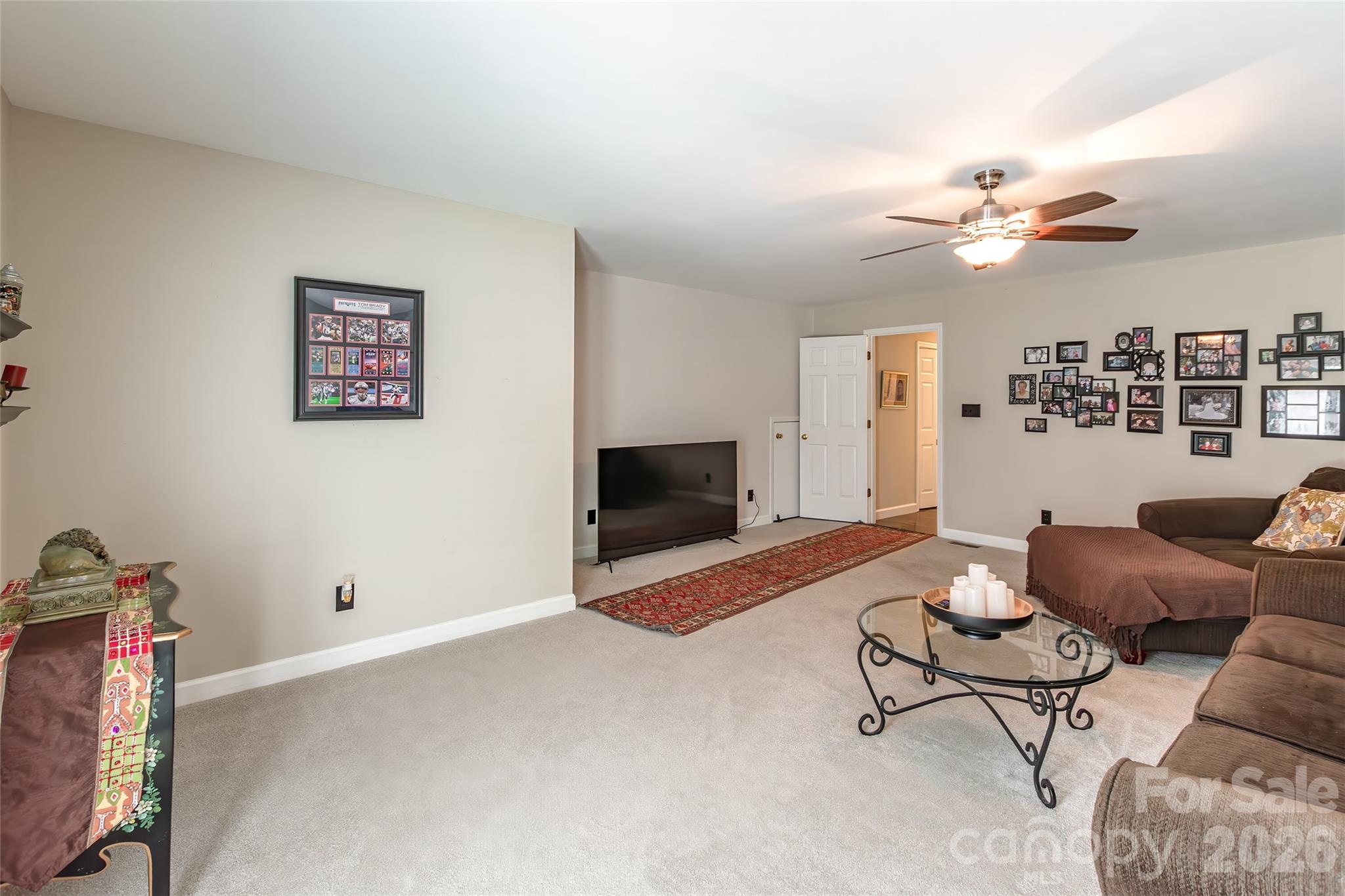 Single Family Residence at 1326 Clifflure Lane, Fort Mill, photo 24 of 41