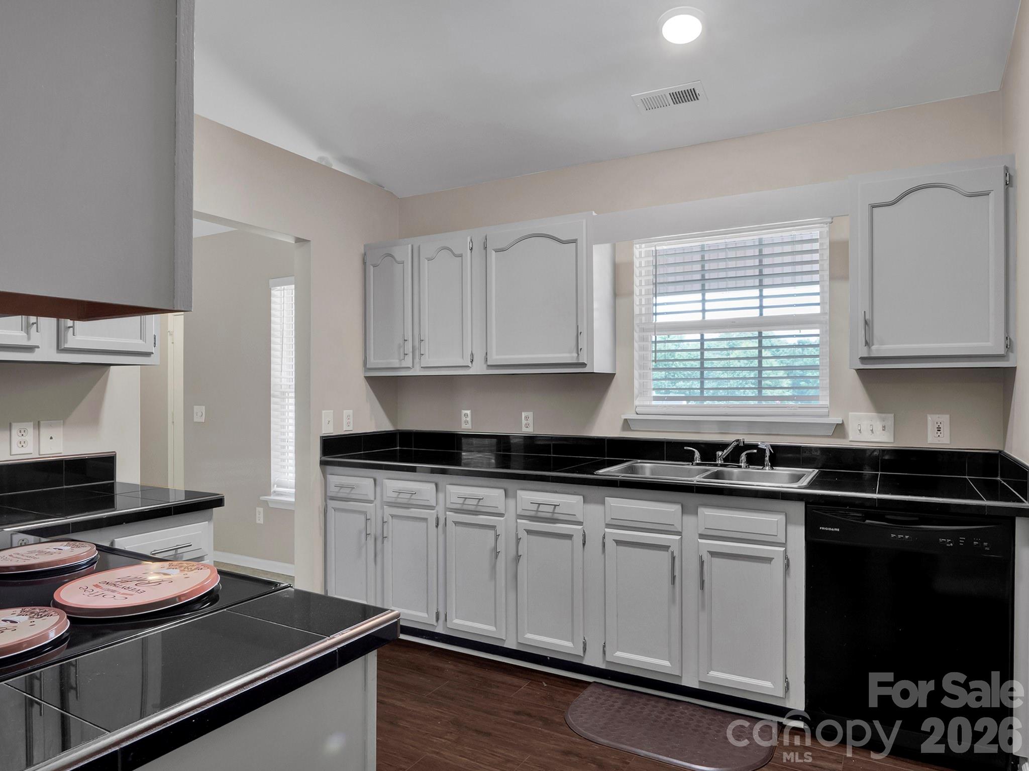 Kitchen - 1460 Julius Drive, Salisbury