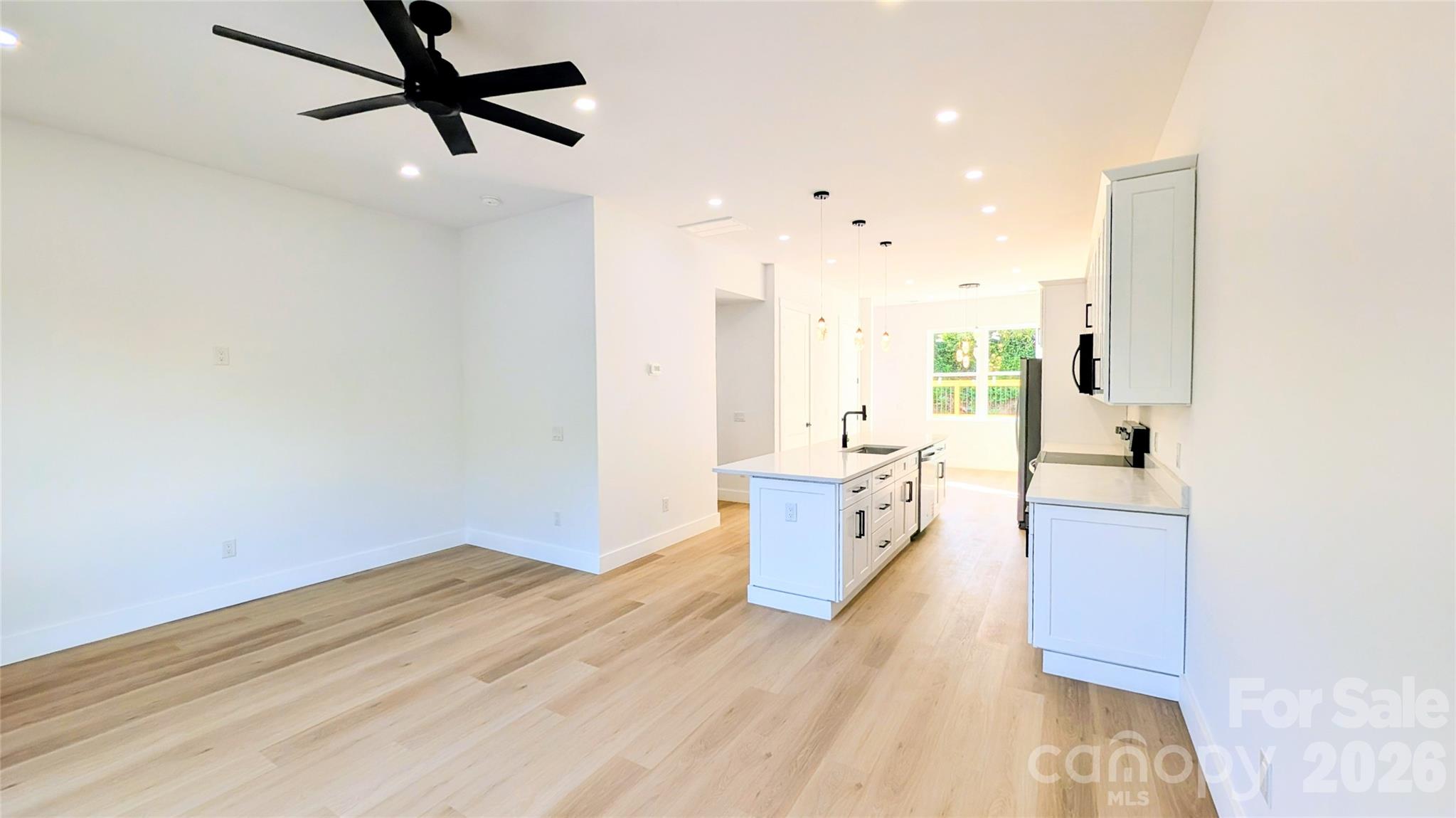 Townhouse at 45 Richland Street, Waynesville, photo 5 of 29