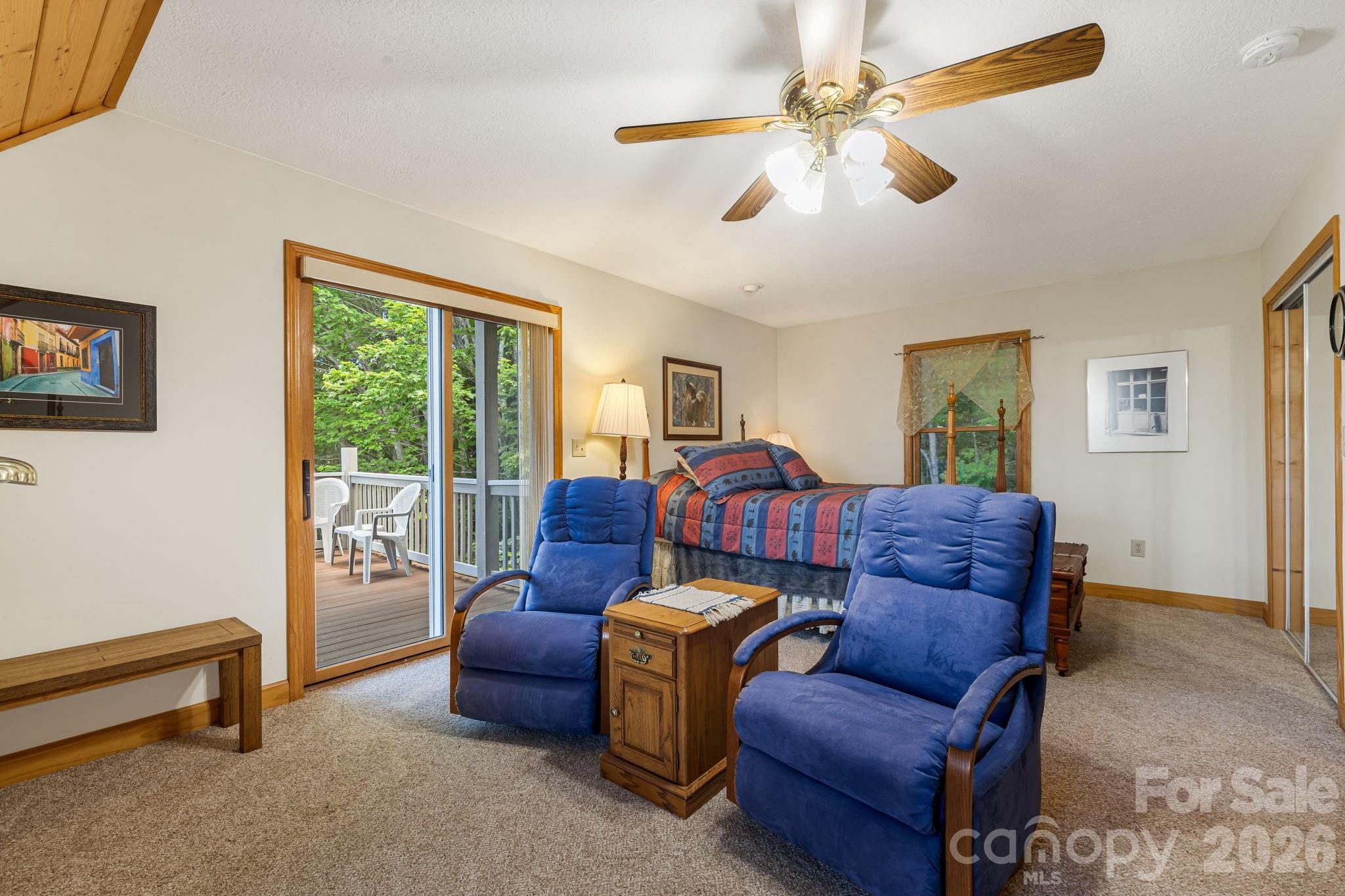 Sitting area-BR - 299 Basswood Road, Hot Springs