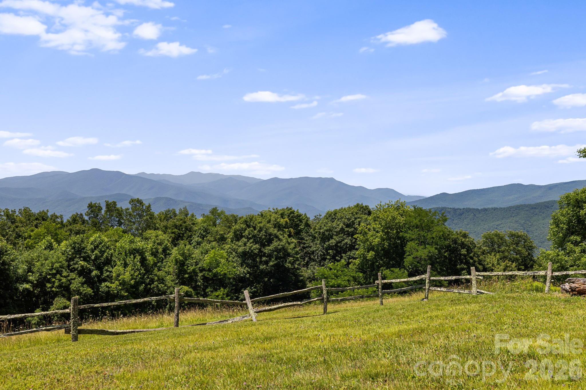 View from Ore Knob of Smokey Mountains - 299 Basswood Road, Hot Springs