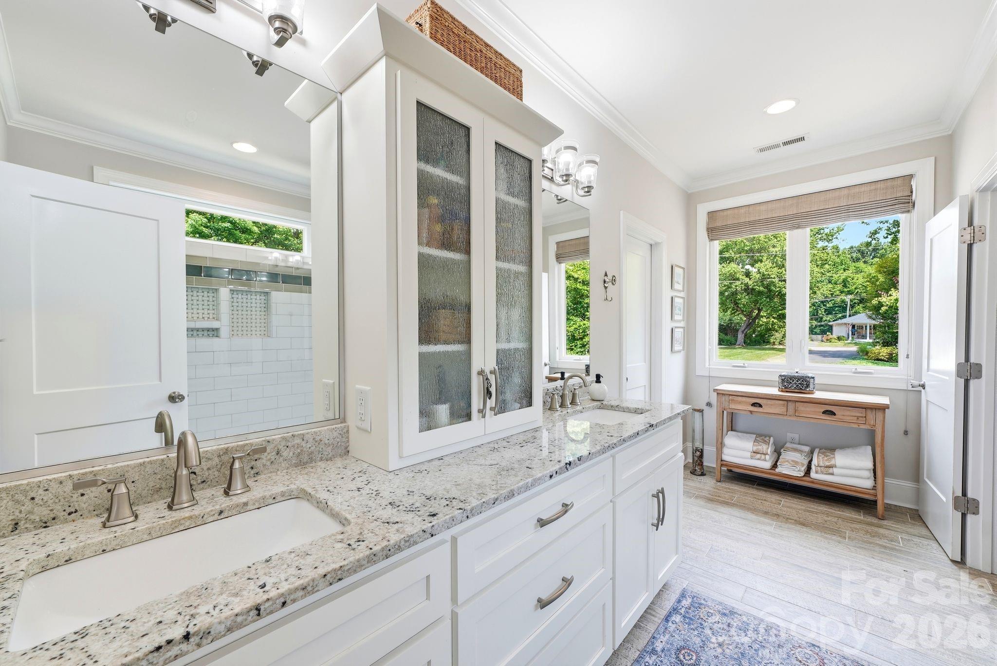 Single Family Residence at 4293 Harbor Lane, Sherrills Ford, photo 21 of 47