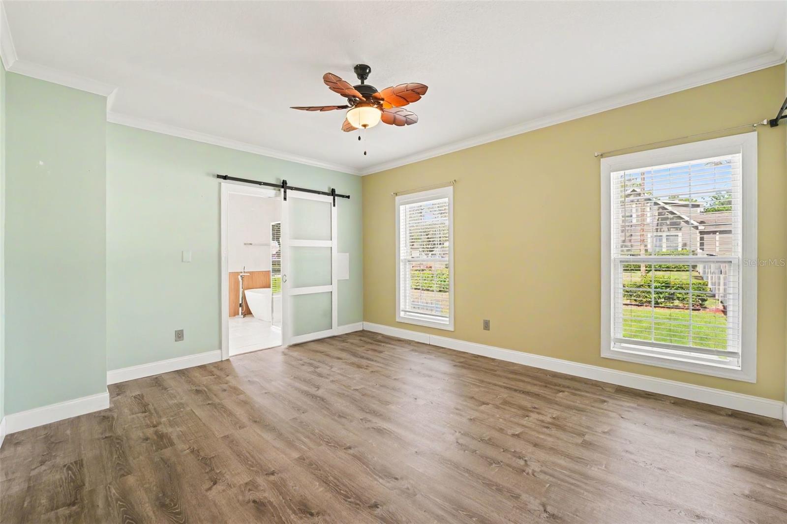 Single Family Residence at 100 SYLVANA CT, AUBURNDALE, photo 7 of 33