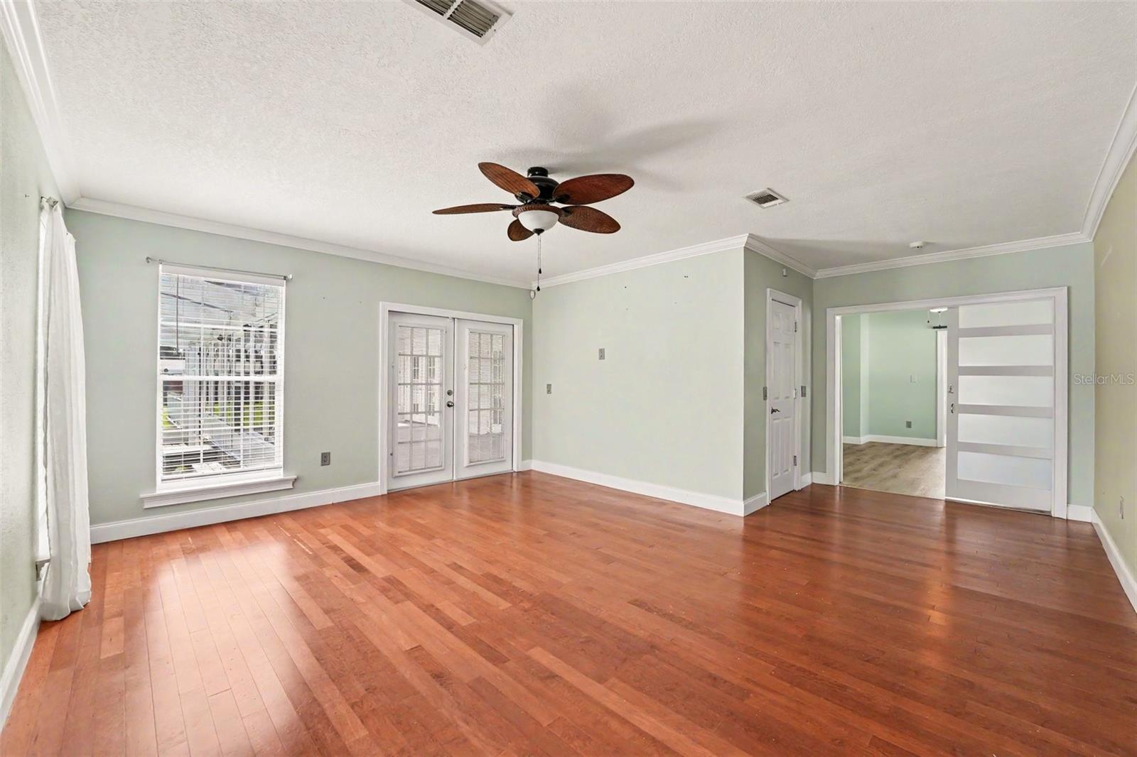 Single Family Residence at 100 SYLVANA CT, AUBURNDALE, photo 10 of 33
