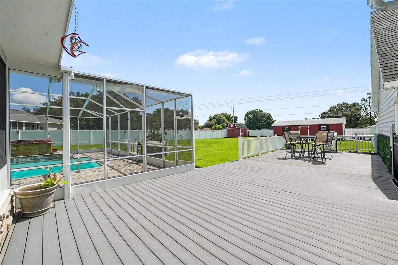 Single Family Residence at 100 SYLVANA CT, AUBURNDALE, photo 24 of 33