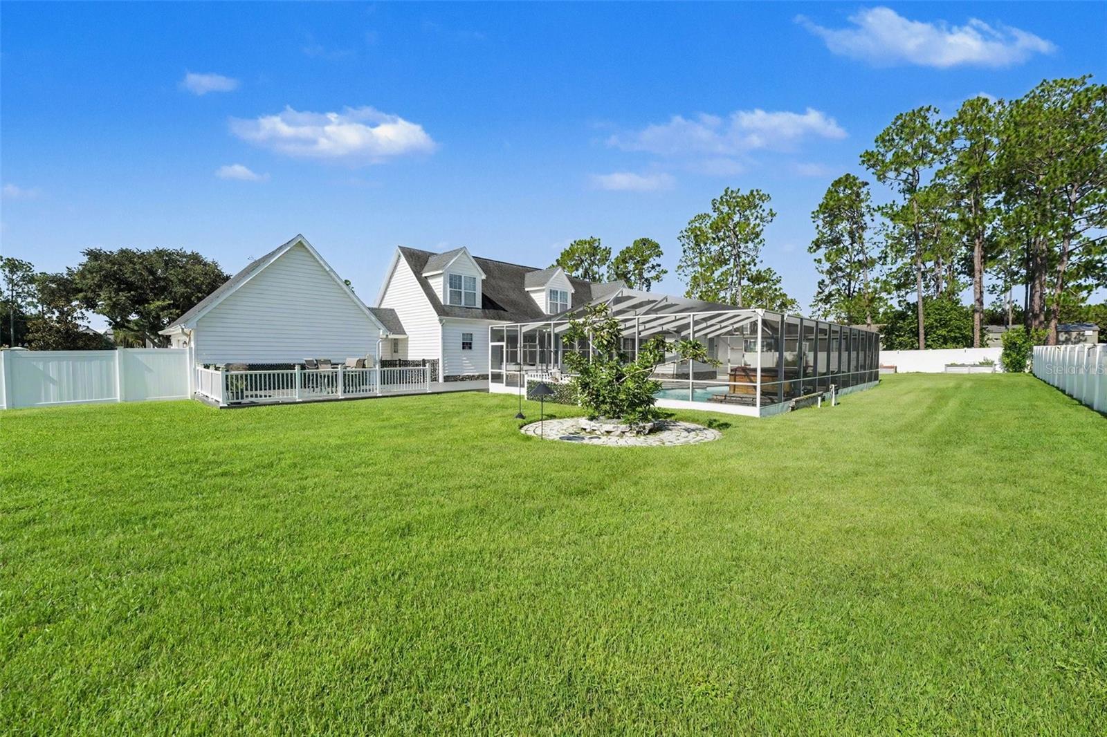 Single Family Residence at 100 SYLVANA CT, AUBURNDALE, photo 27 of 33