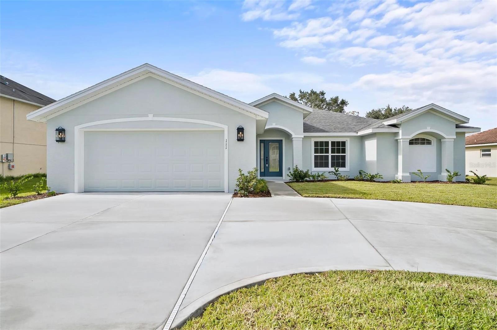 7 WESTMILL LN