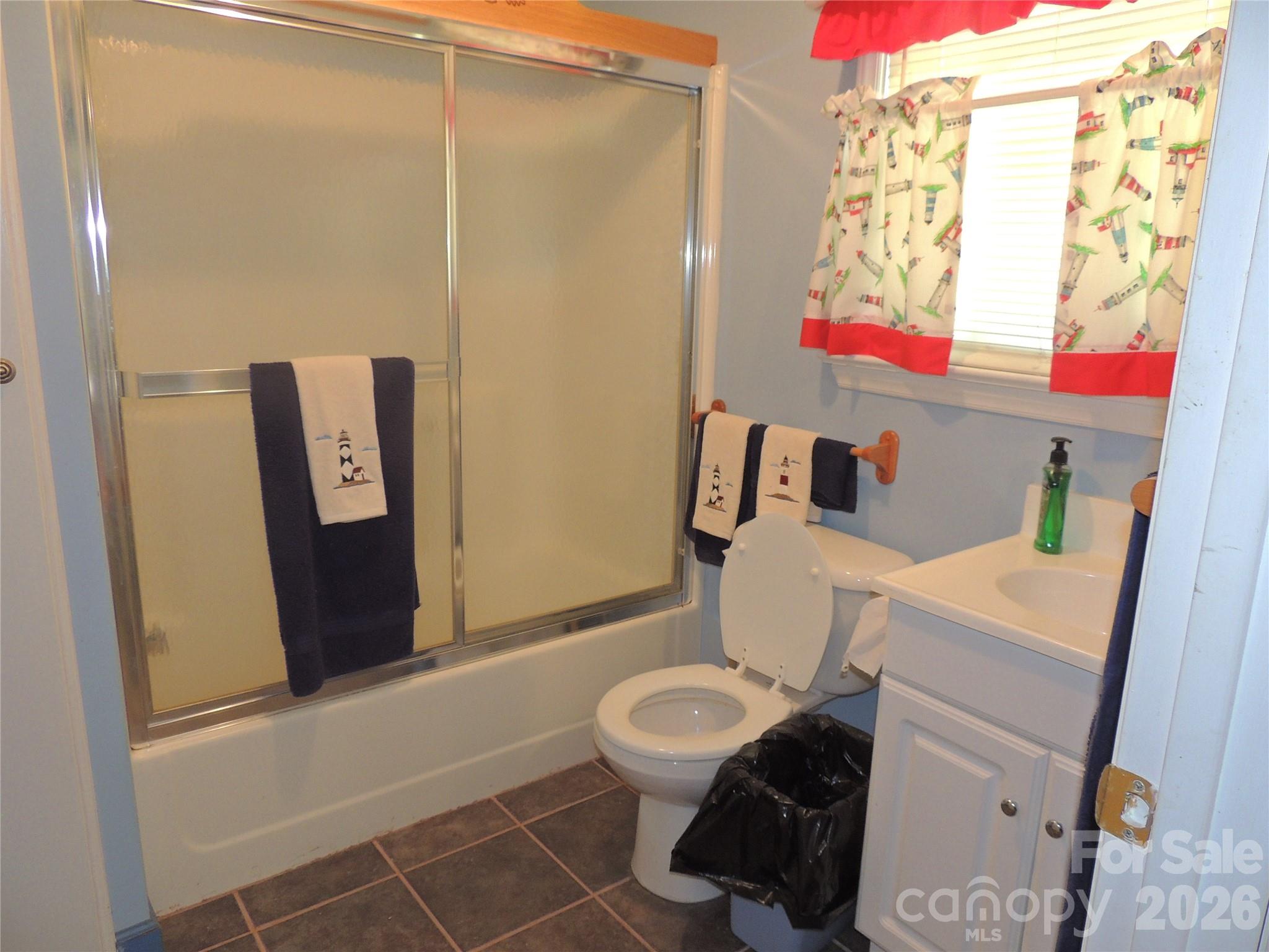 Guest House Bath - 632 Rock Corner Road, Forest City