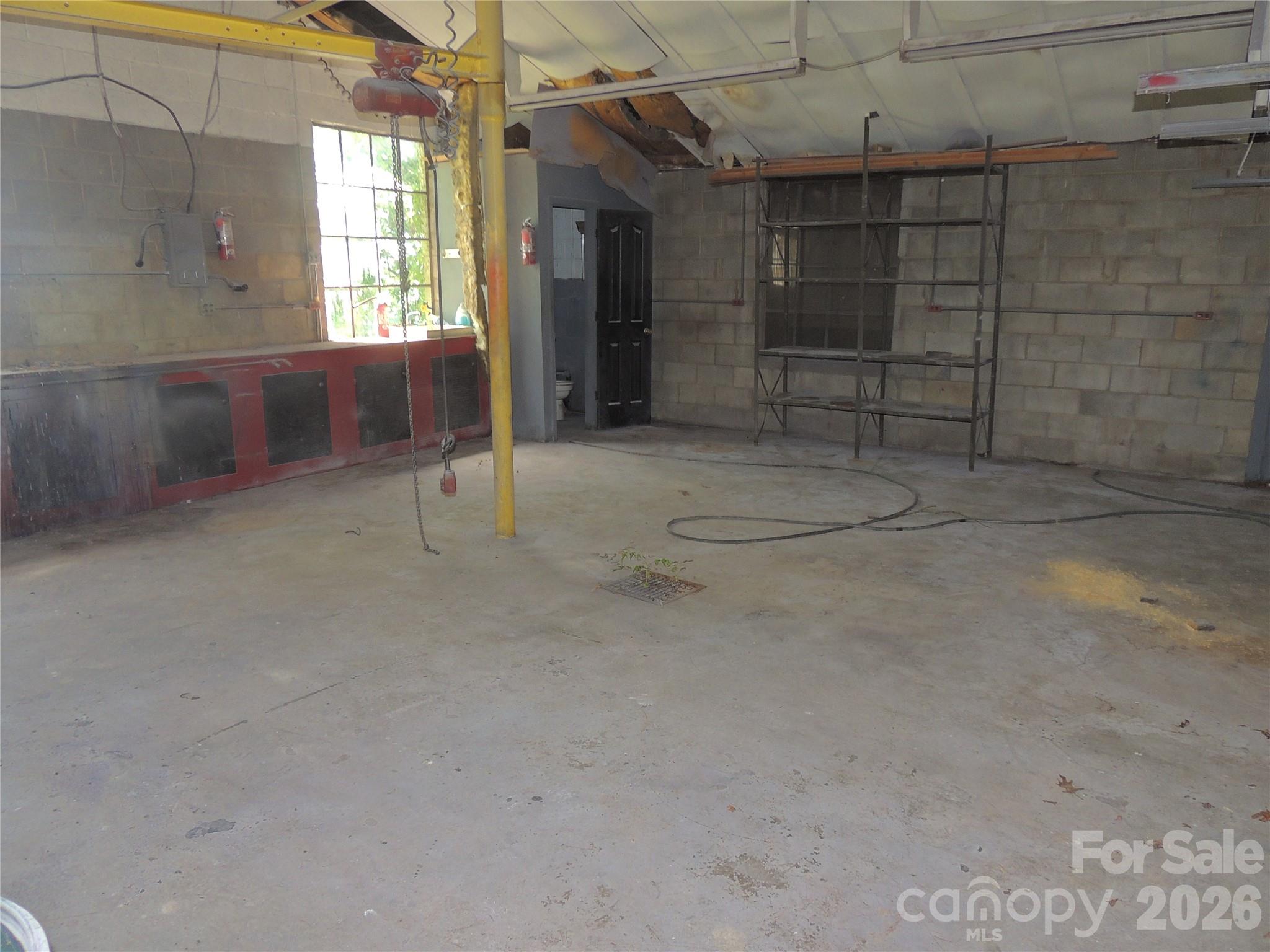 Garage - 632 Rock Corner Road, Forest City