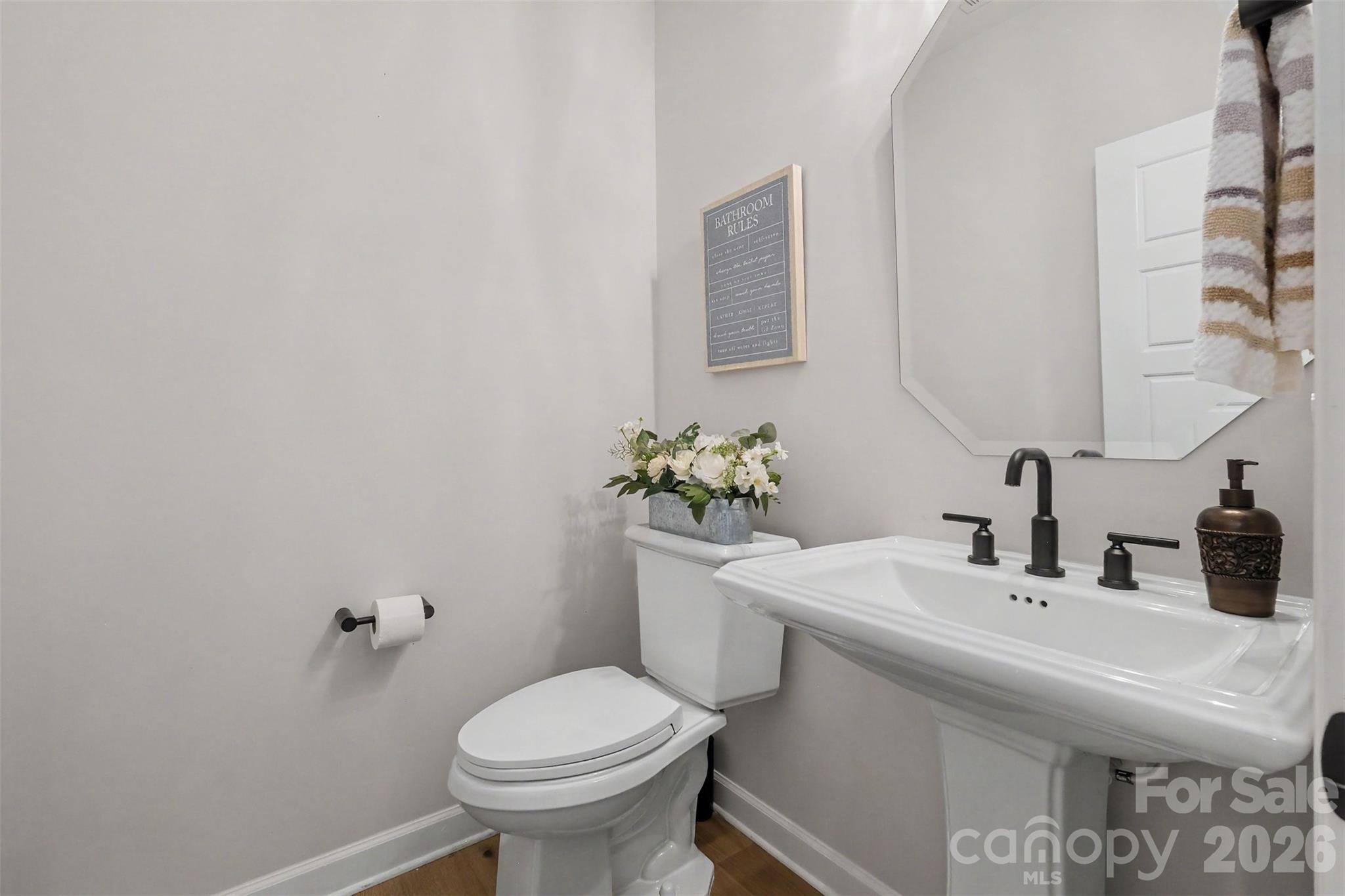 Powder Room - 3826 Dahlia Drive, Harrisburg