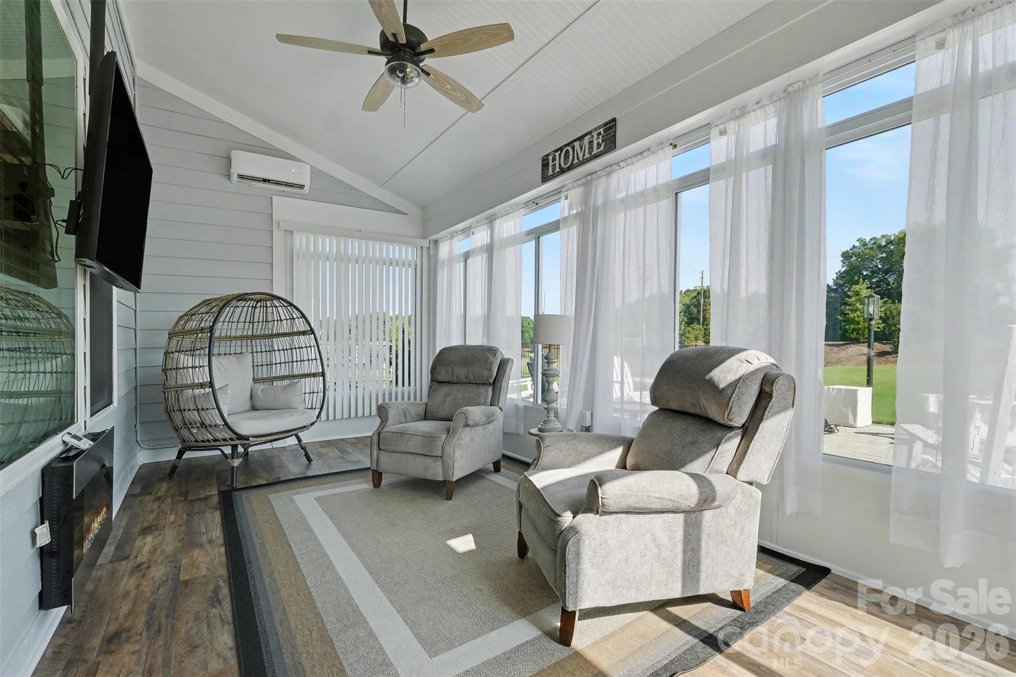 Four Season covered Patio - 3826 Dahlia Drive, Harrisburg