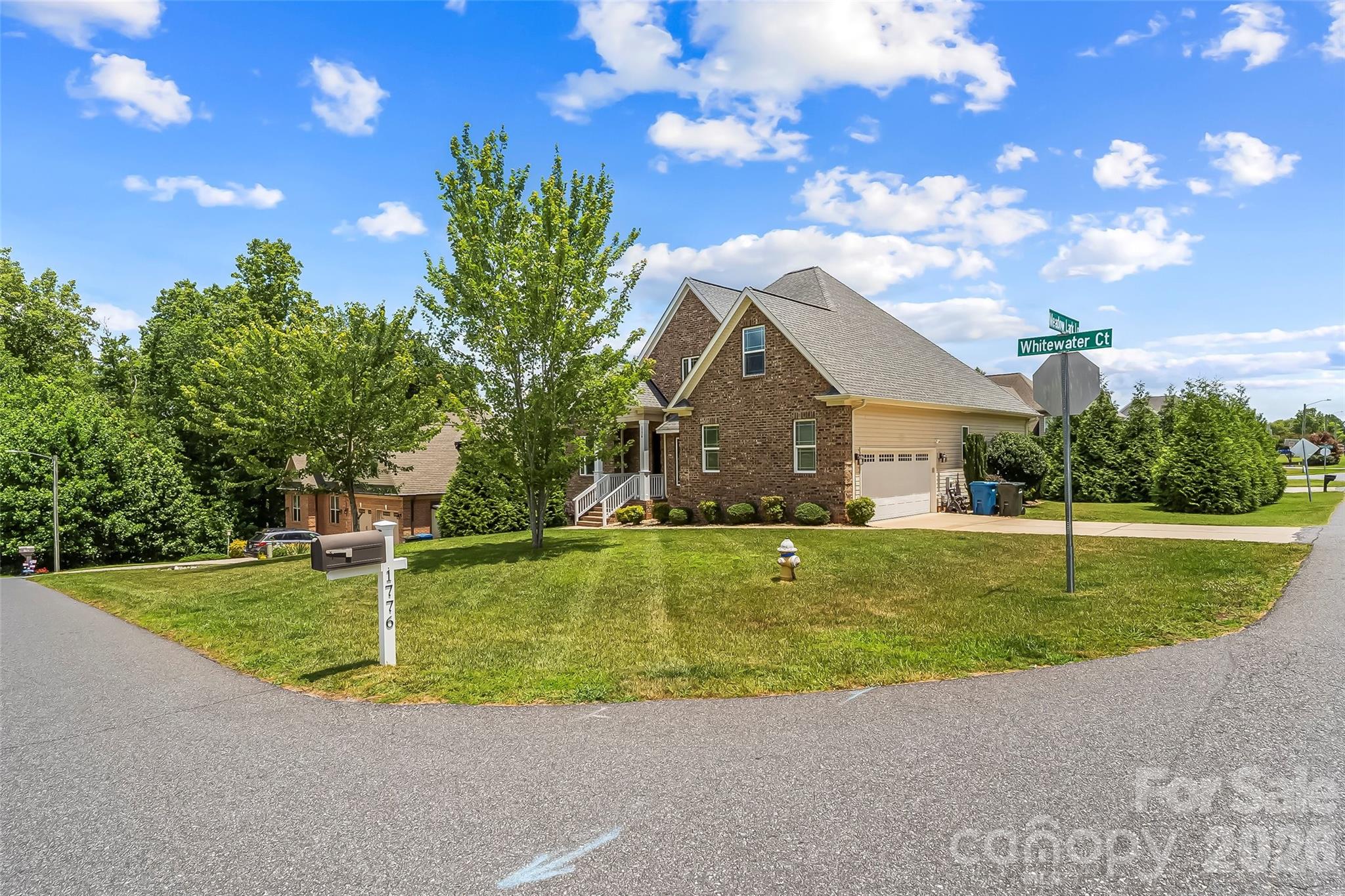 Single Family Residence at 1776 White Water Court, Hickory, photo 25 of 35