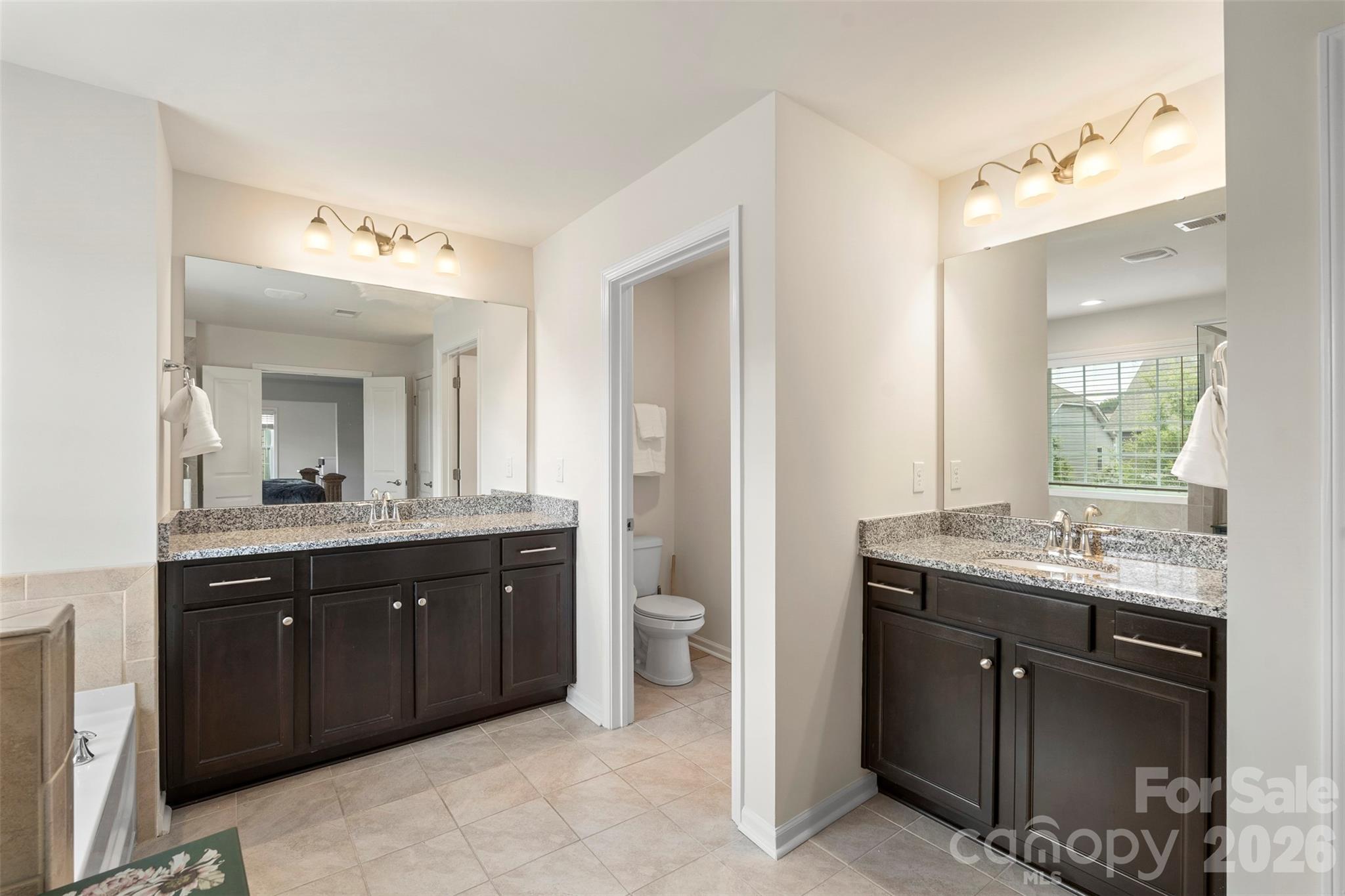 Single Family Residence at 1016 Arbury Way, Waxhaw, photo 28 of 48