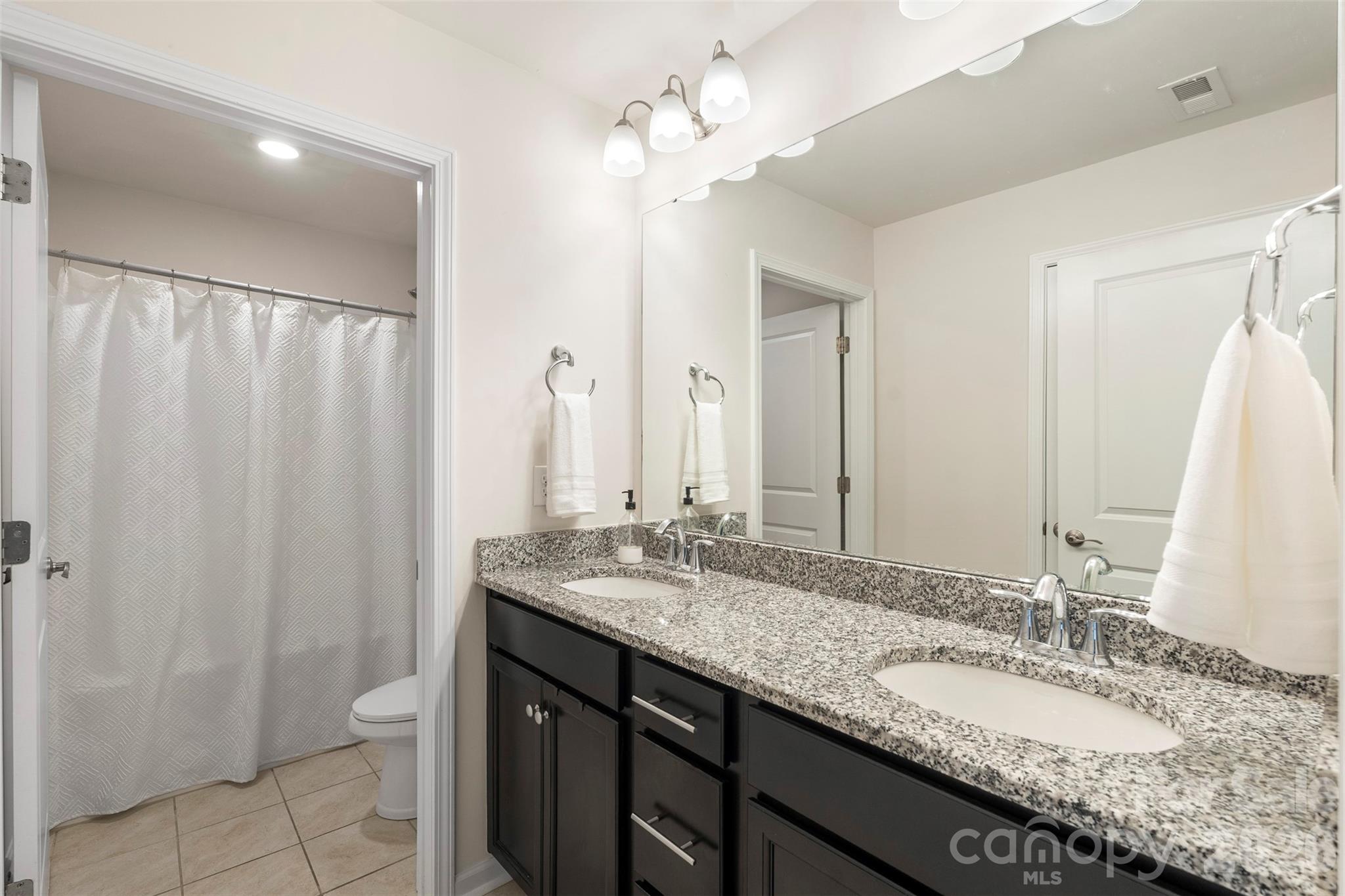 Single Family Residence at 1016 Arbury Way, Waxhaw, photo 34 of 48