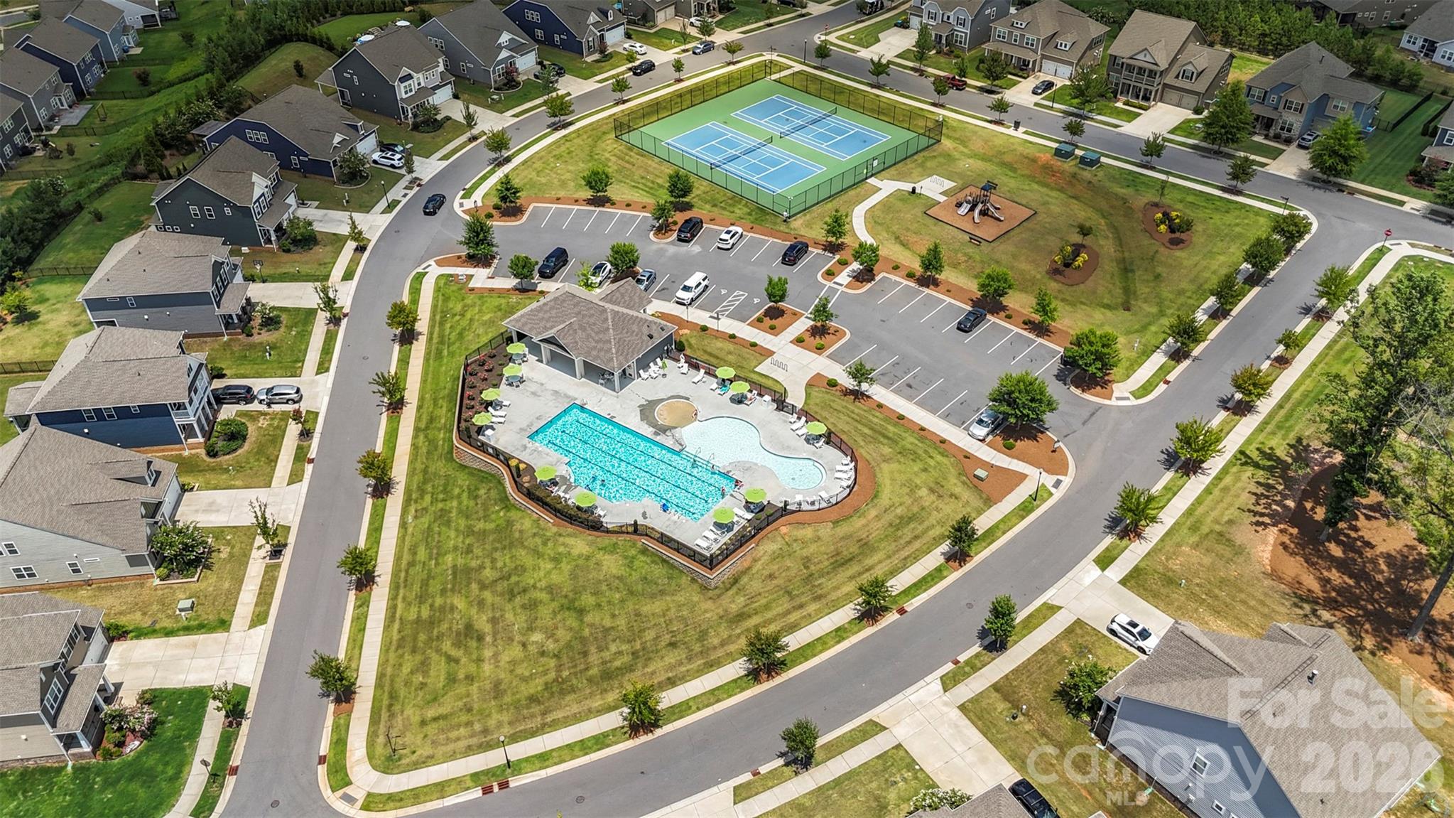 Single Family Residence at 1016 Arbury Way, Waxhaw, photo 43 of 48