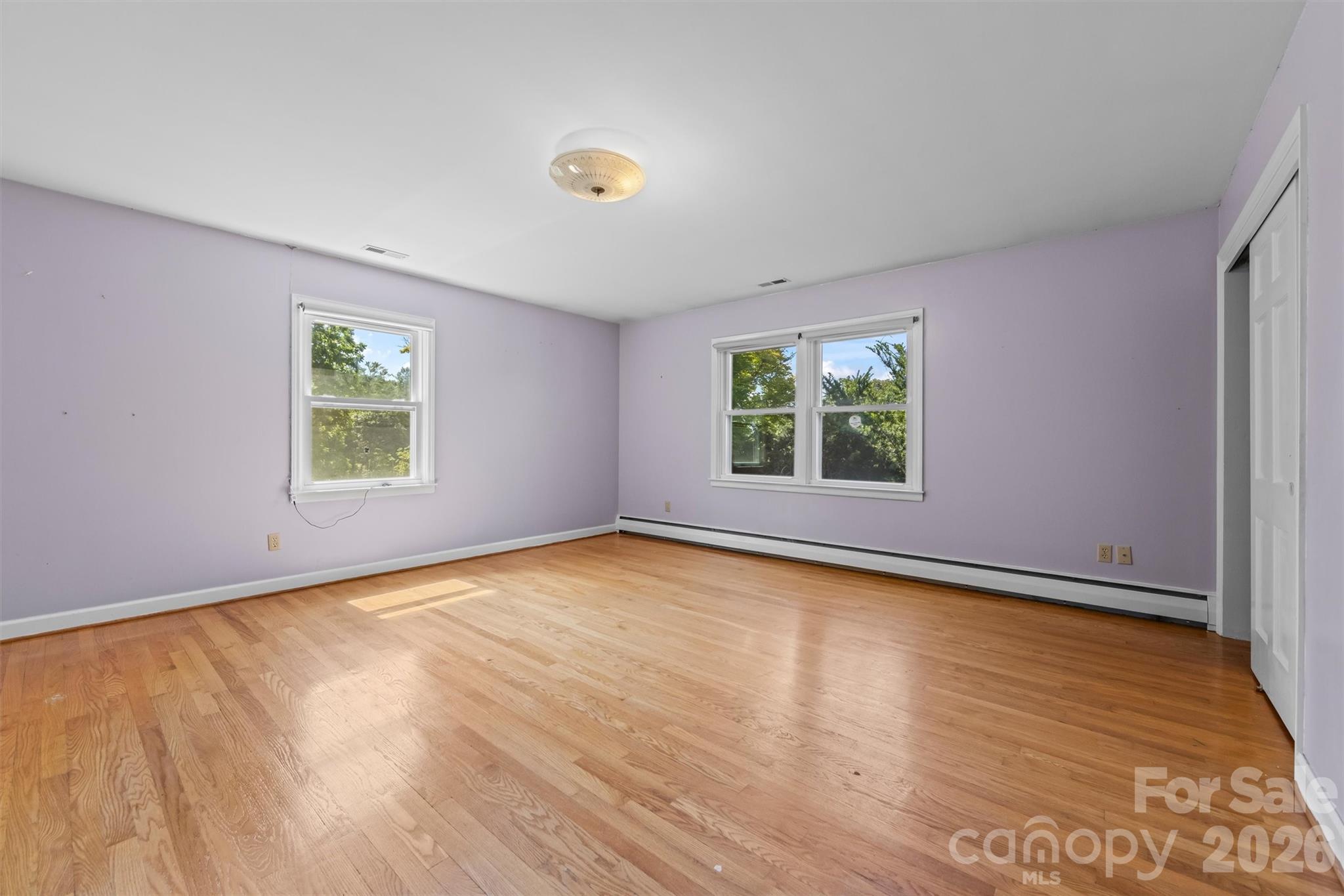 Guest Room #1 - 21 Hamburg Drive, Weaverville
