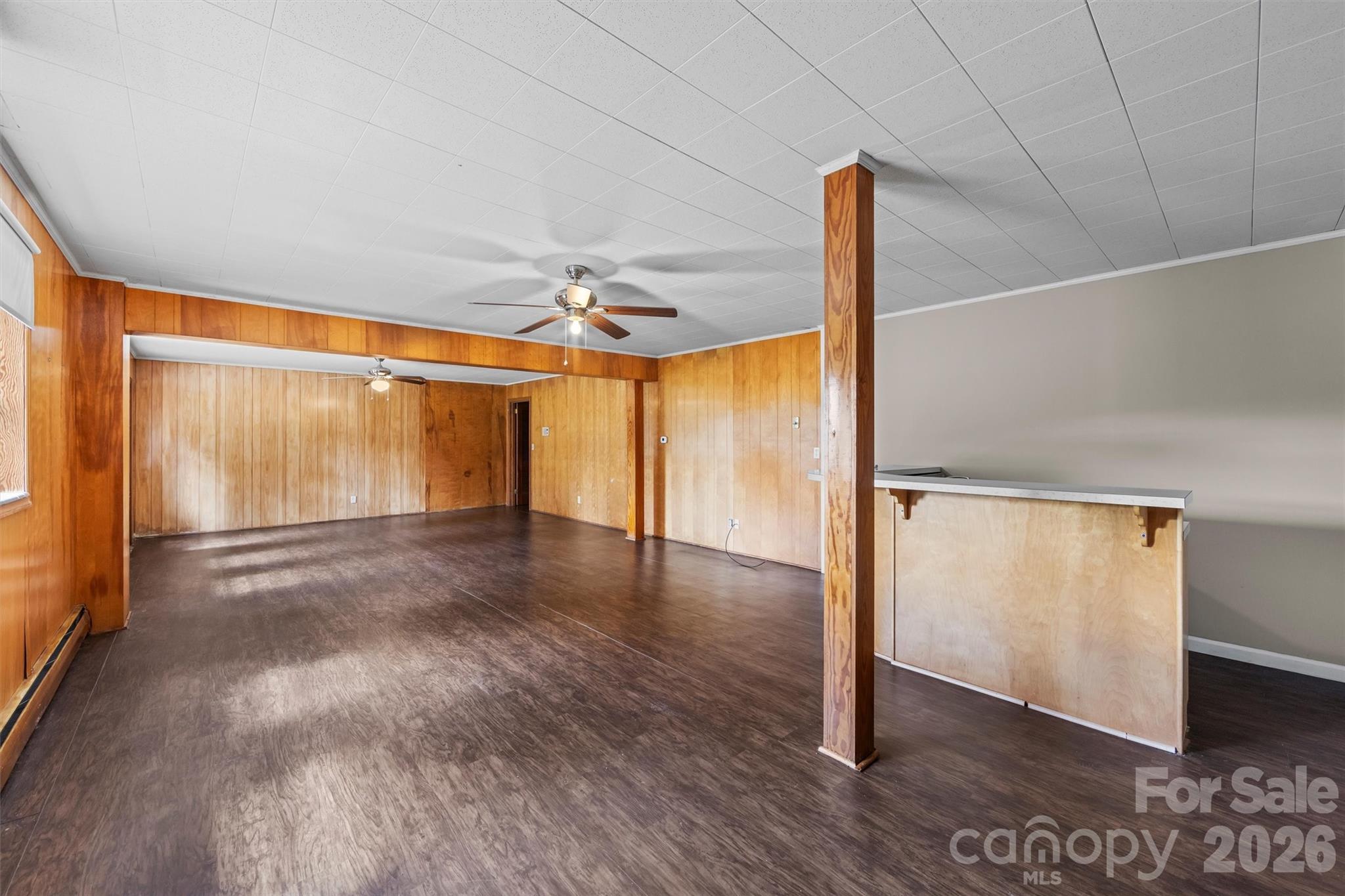 Family Room - 21 Hamburg Drive, Weaverville