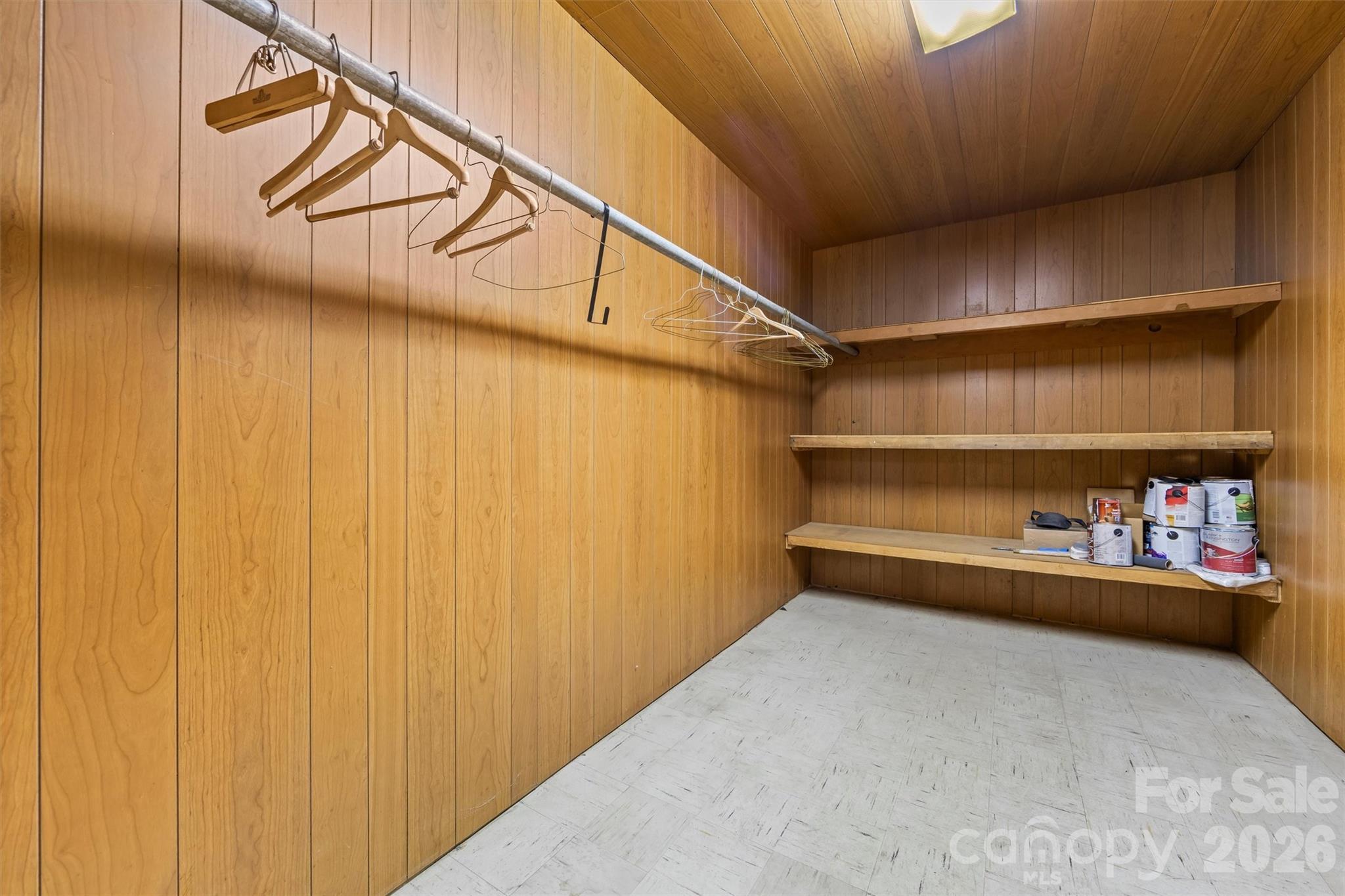 Storage - 21 Hamburg Drive, Weaverville