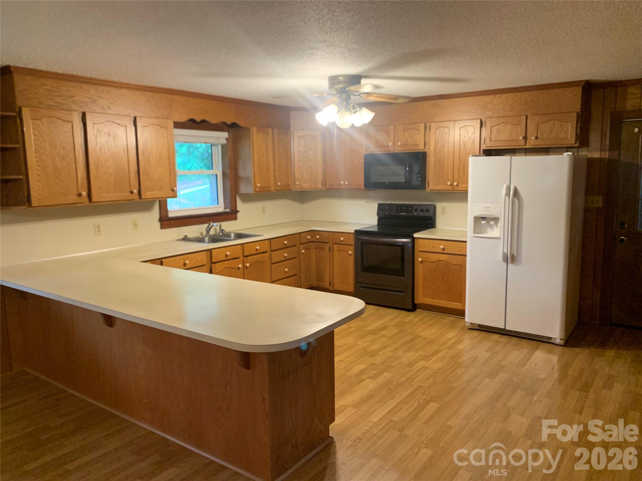 Single Family Residence at 6285 Nc 16 Highway N, Taylorsville, photo 12 of 42