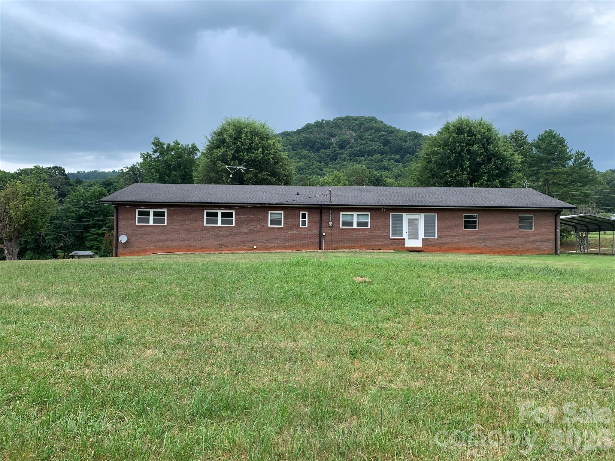 Single Family Residence at 6285 Nc 16 Highway N, Taylorsville, photo 40 of 42
