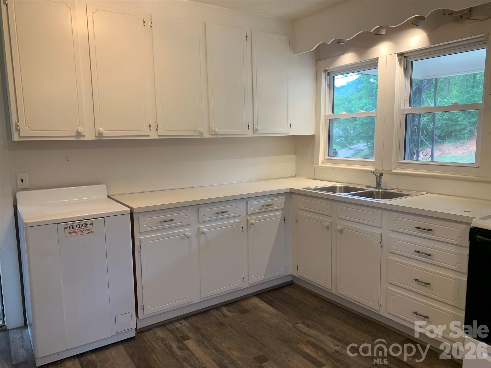 Single Family Residence at 6231 Nc 16 Highway N, Taylorsville, photo 15 of 29
