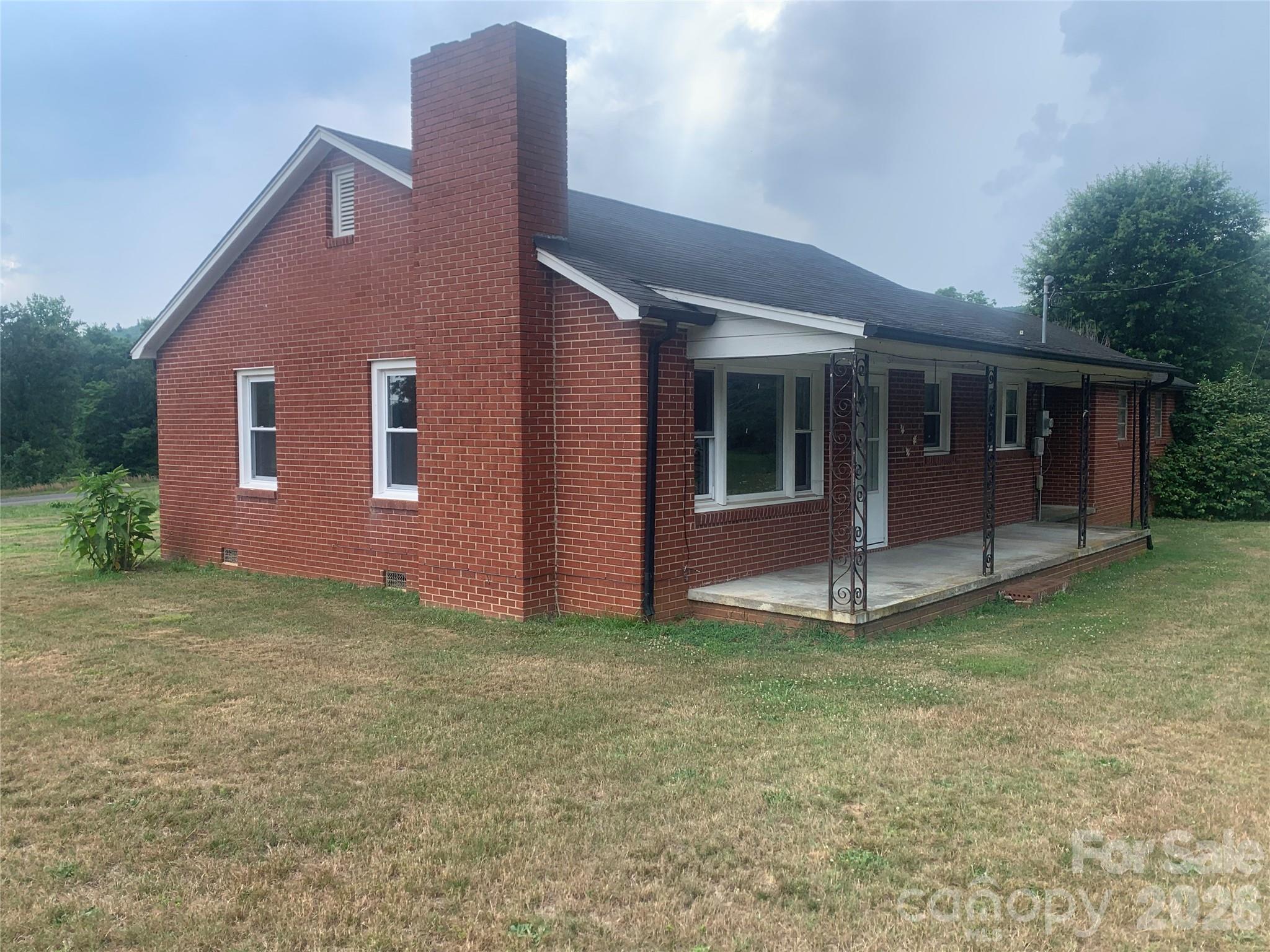 Single Family Residence at 6285 & 6231 Nc 16 Highway N, Taylorsville, photo 5 of 48