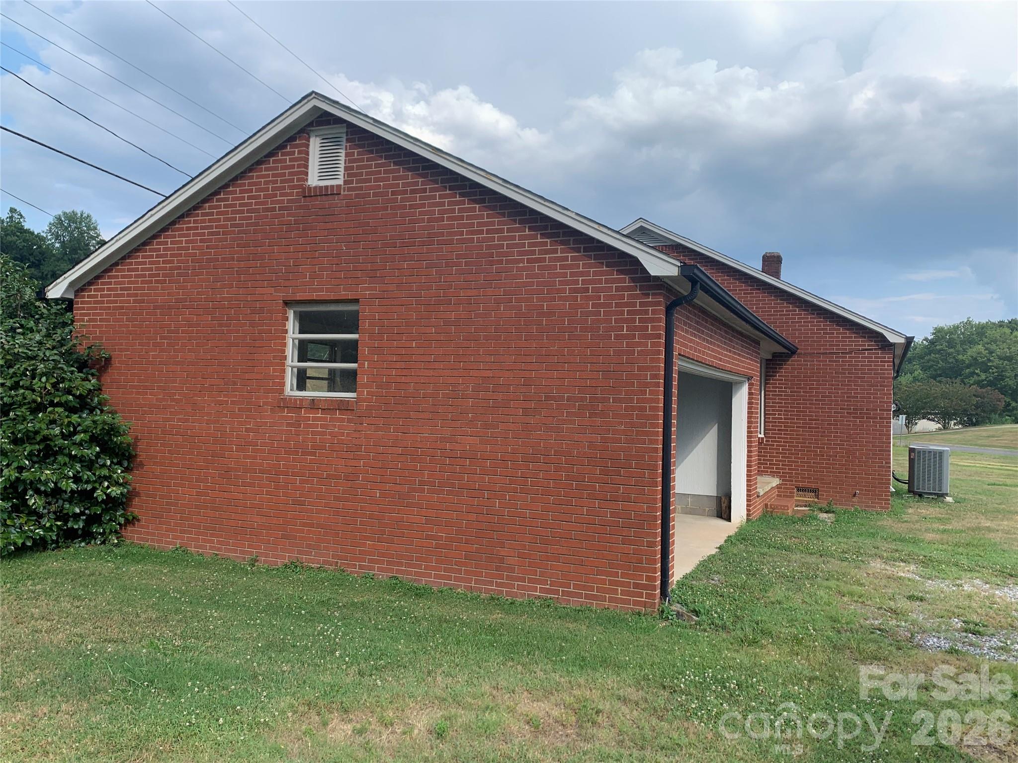 Single Family Residence at 6285 & 6231 Nc 16 Highway N, Taylorsville, photo 28 of 48